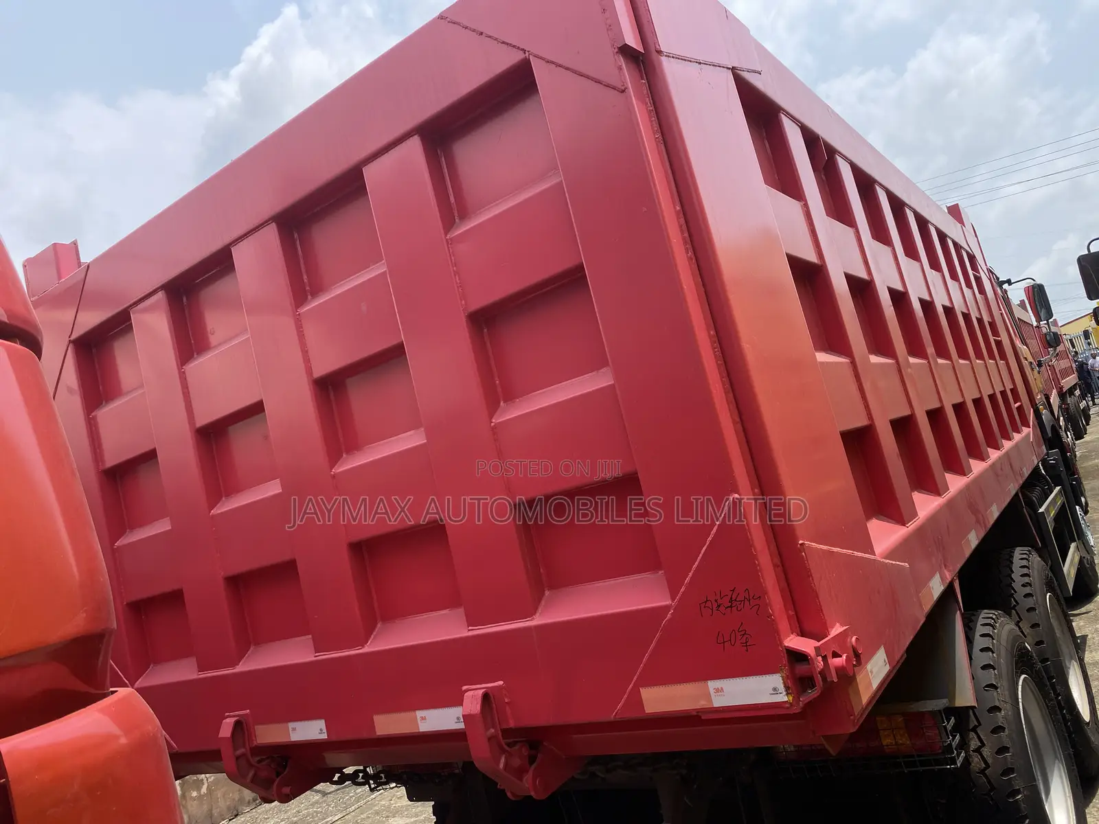 371 Red Howo Dump Truck