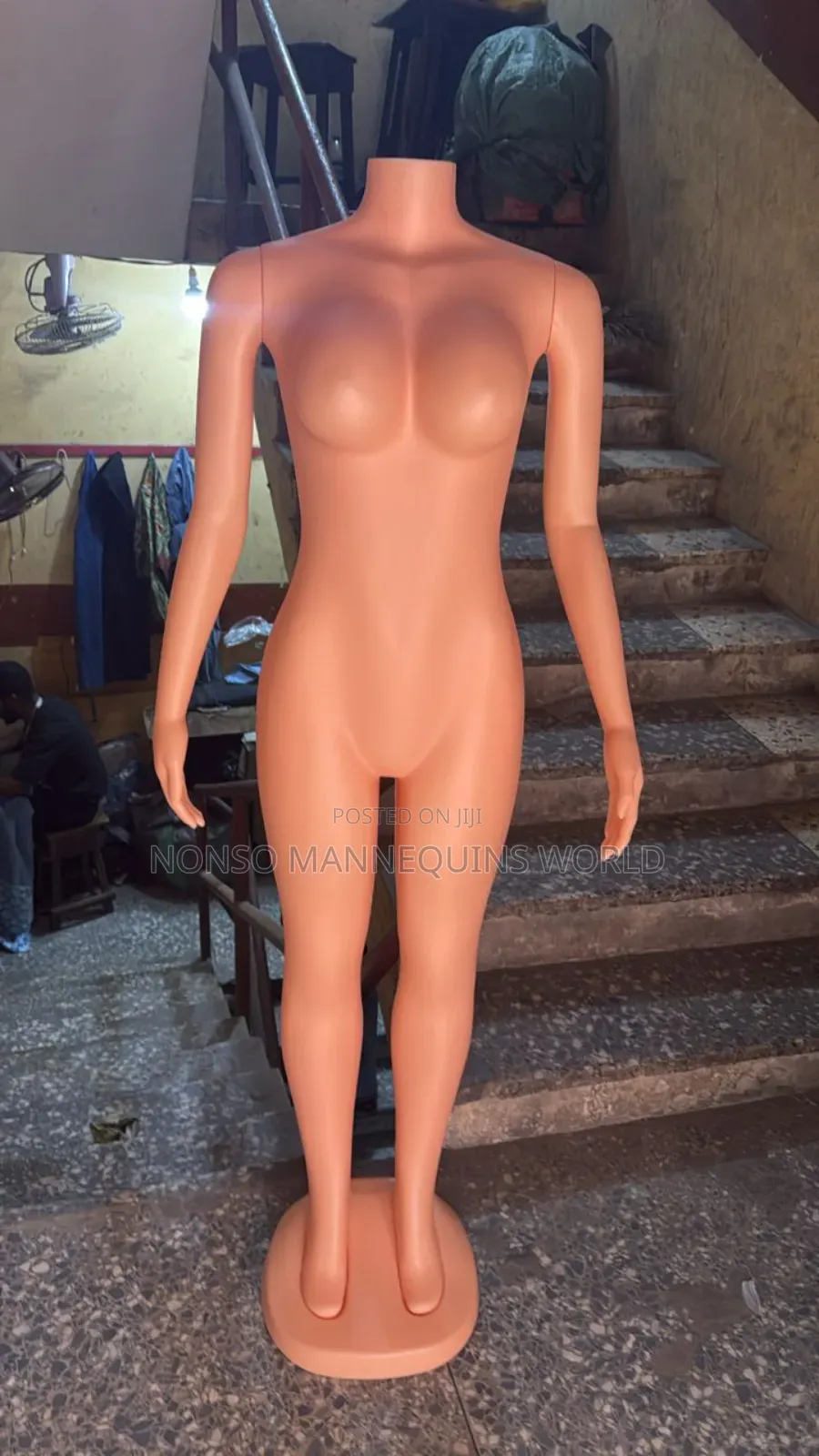 Female Headless Plastic Female Display Mannequin