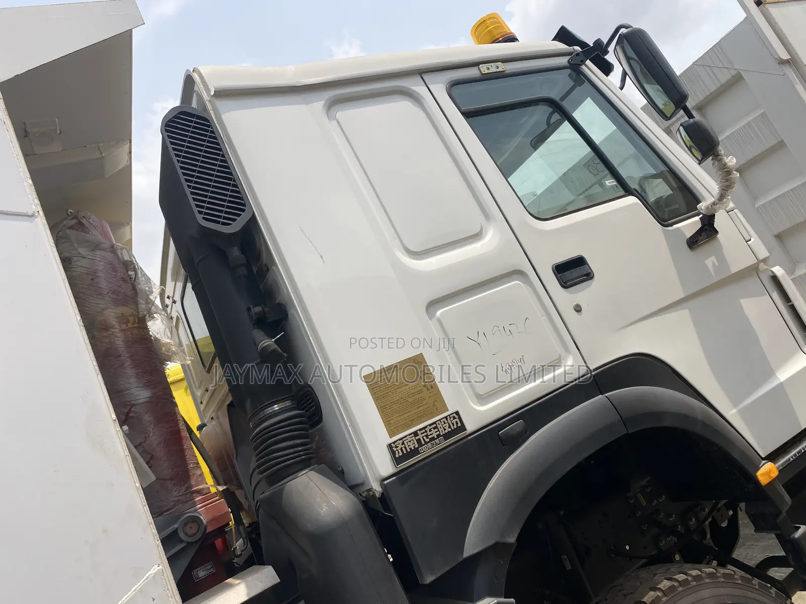 Howo 371 White Brand New
