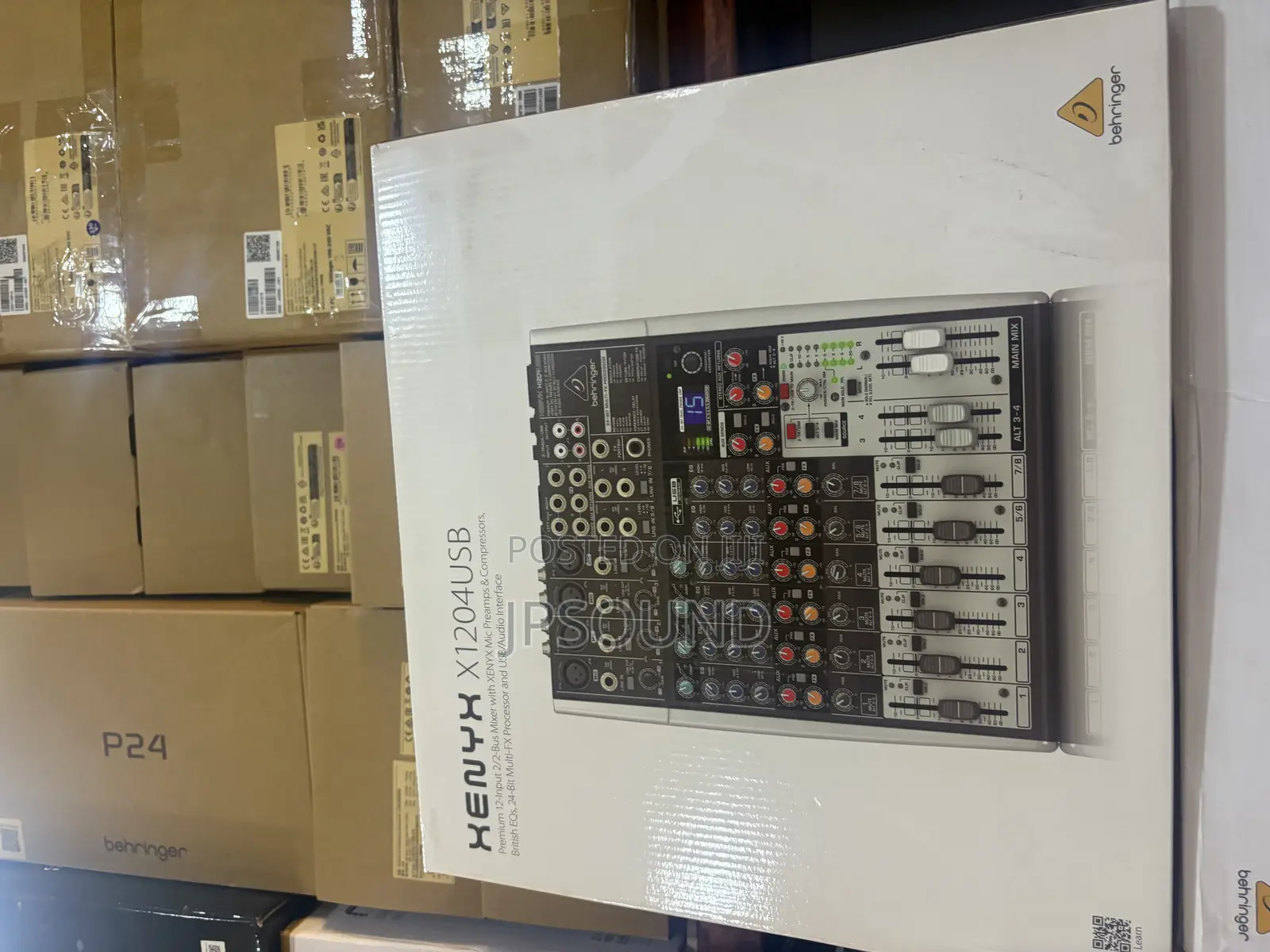 Behringer Xenyx X1204usb