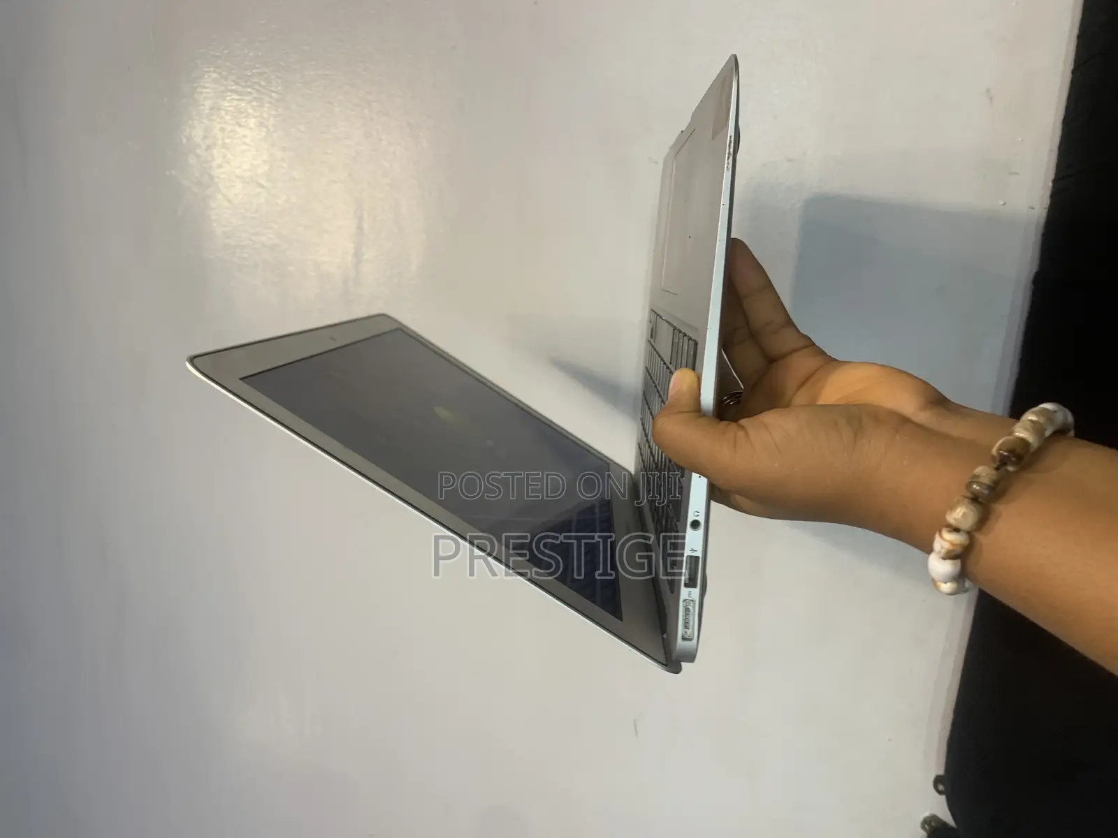 Laptop Apple MacBook Air 2017 8GB Intel Core i5 SSD 256GB