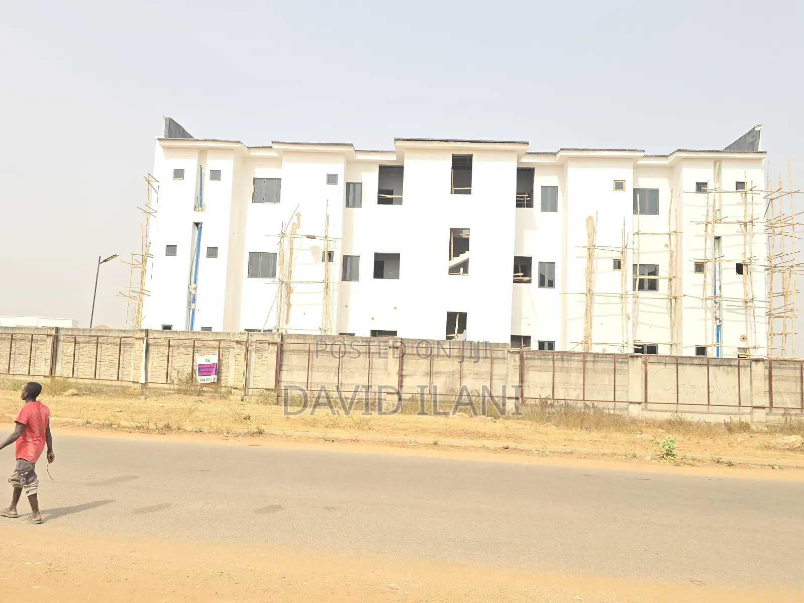 4bdrm Block of Flats in Fountain View for sale