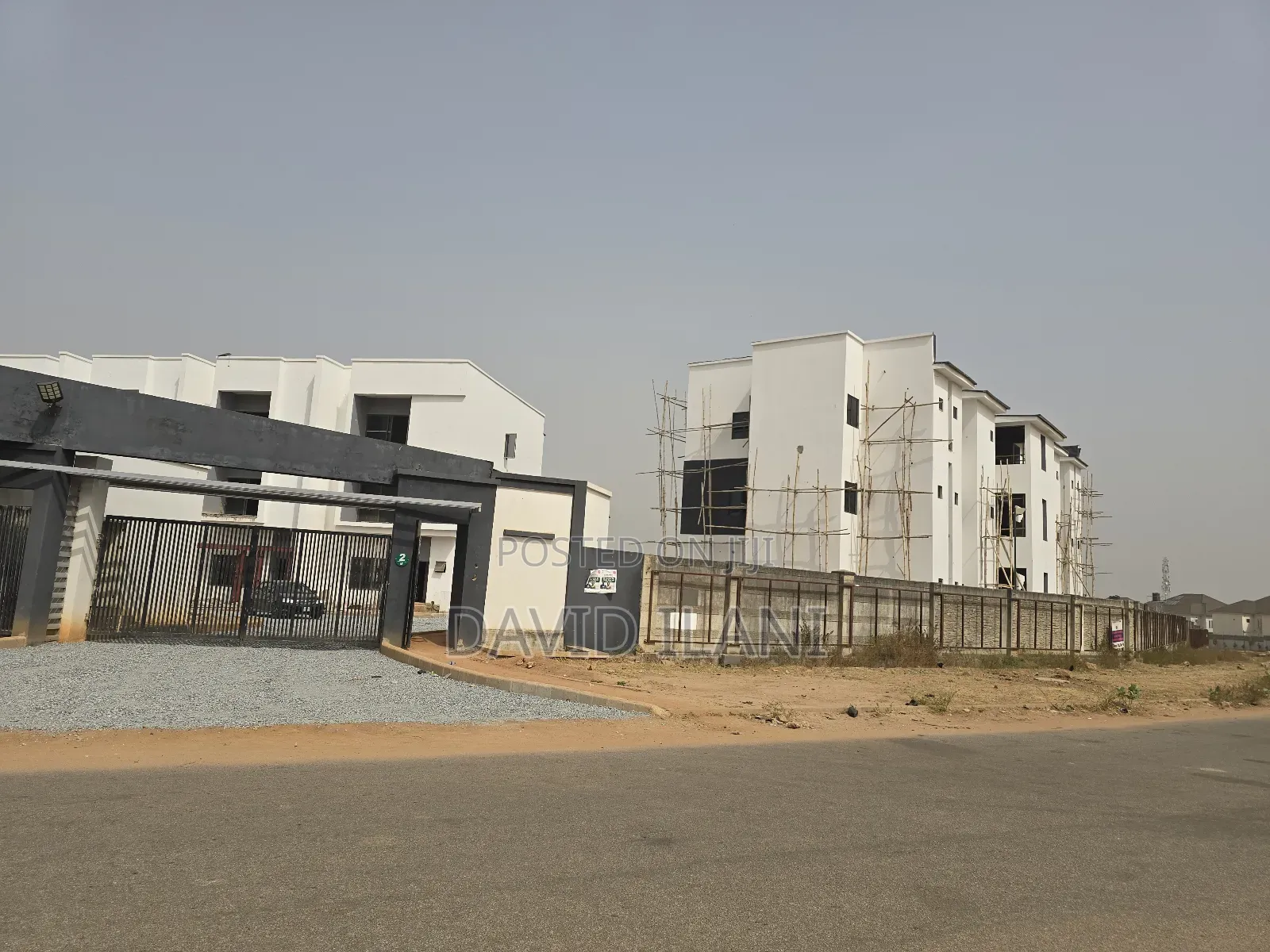 4bdrm Block of Flats in Fountain View for sale