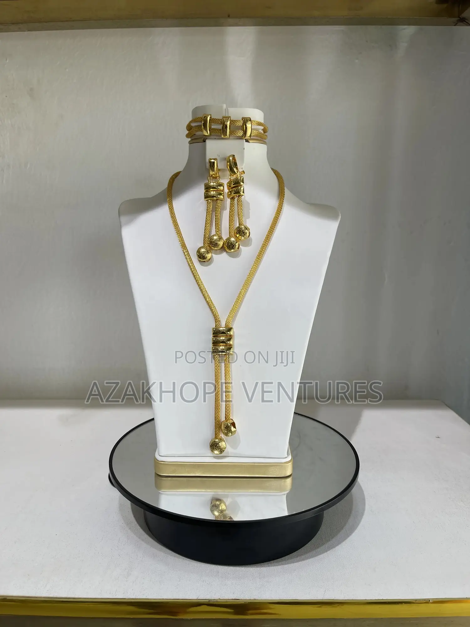 Gold Necklace Set