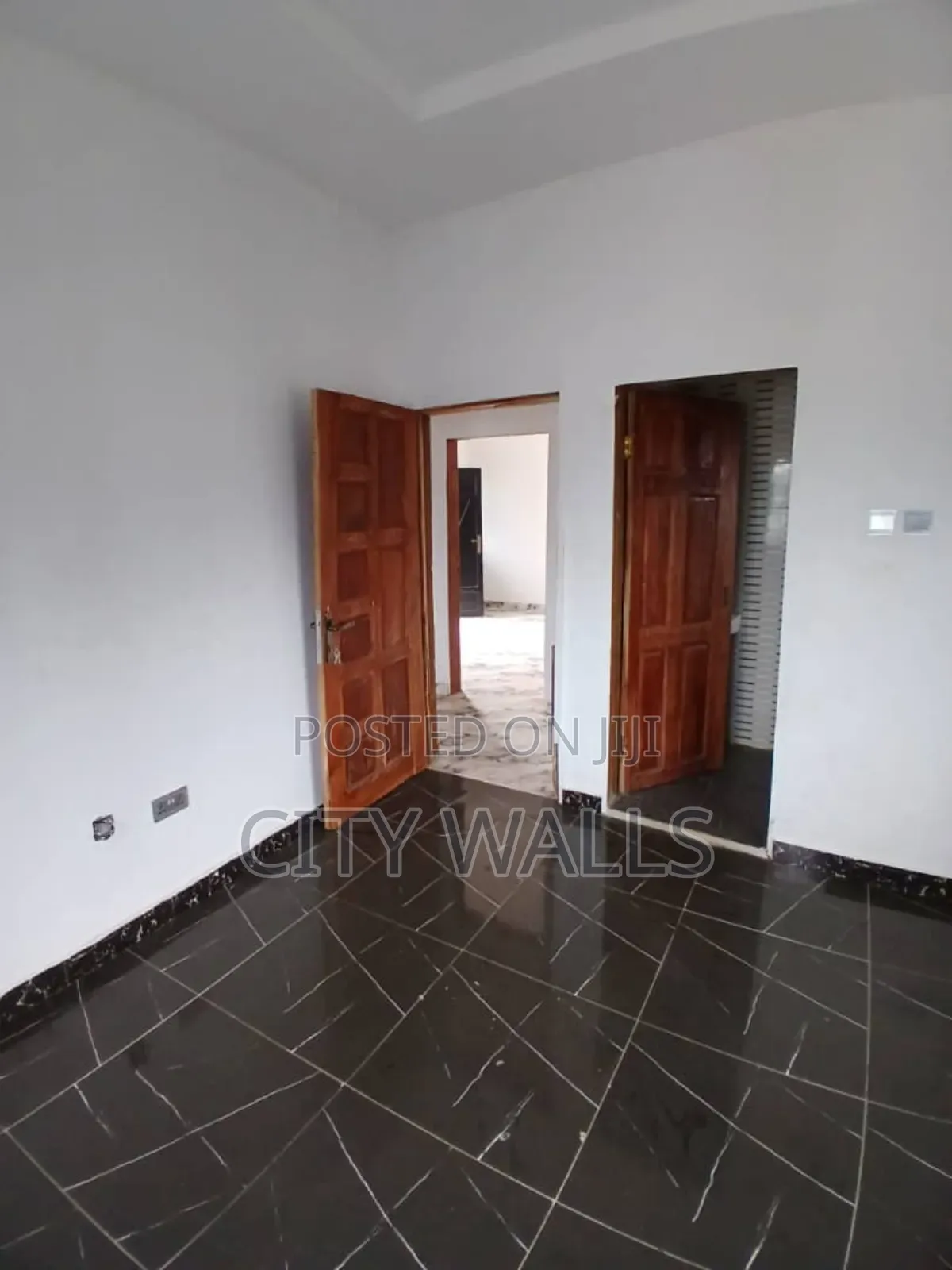 2bdrm Block of Flats in Badore for rent