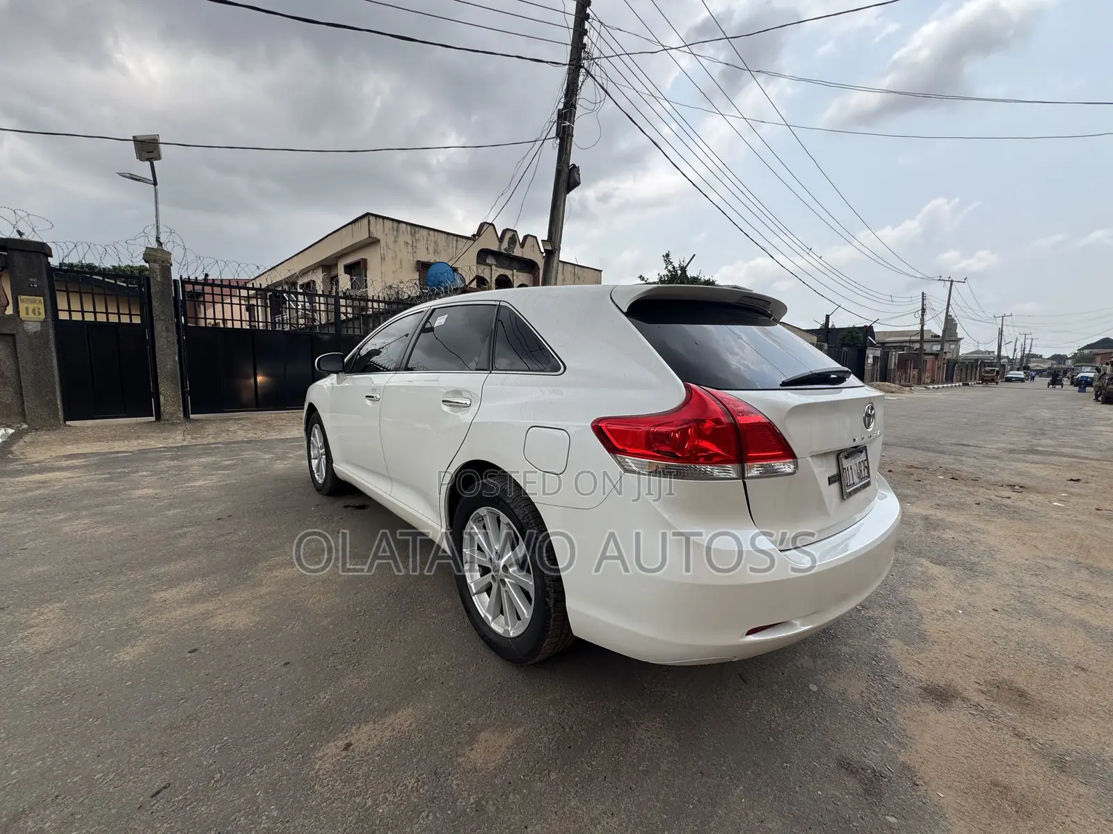 Toyota Venza Limited 2010 White