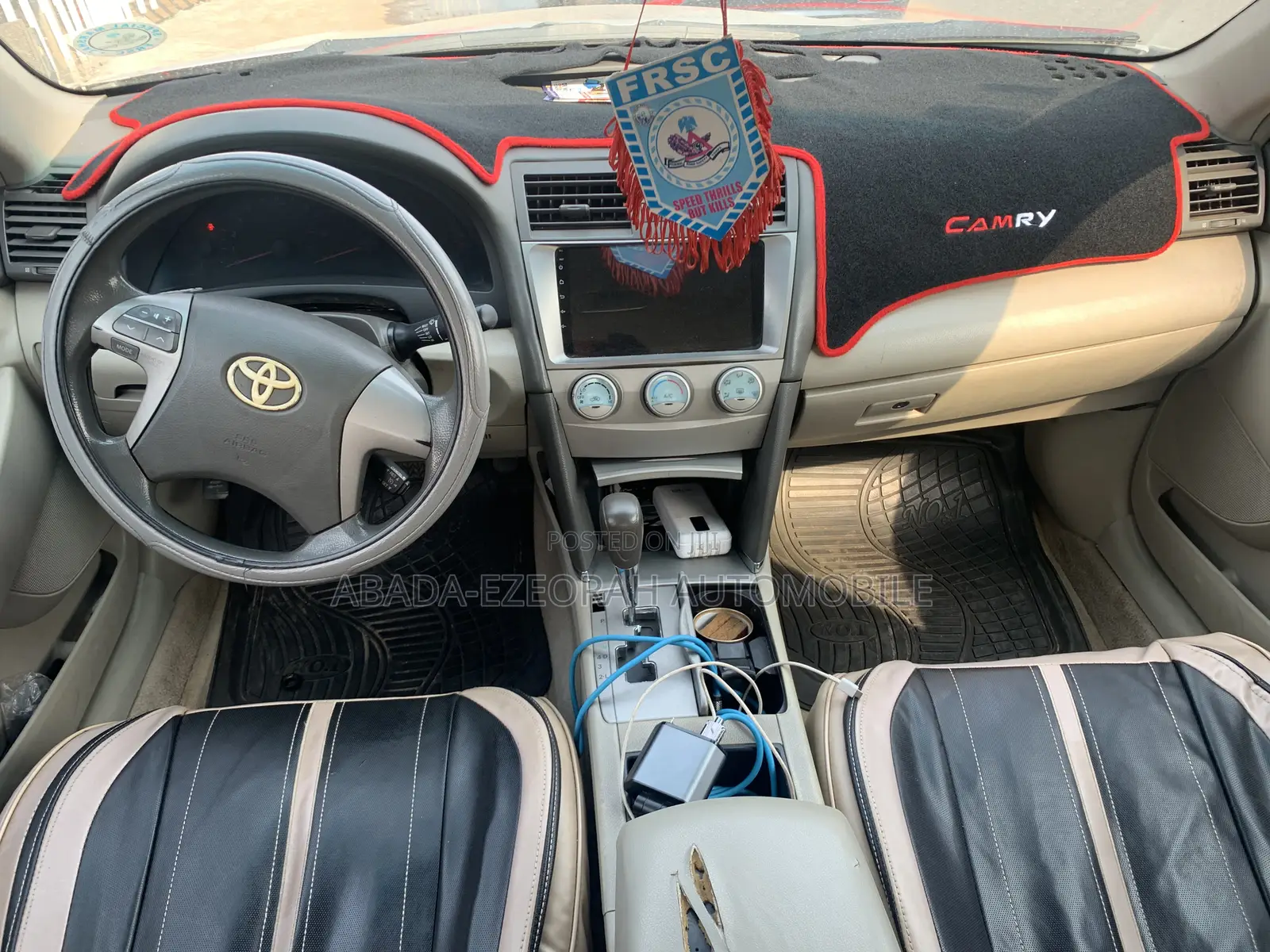 Toyota Camry LE 4dr Sedan (2.4L 4cyl 5A) 2009 Gold