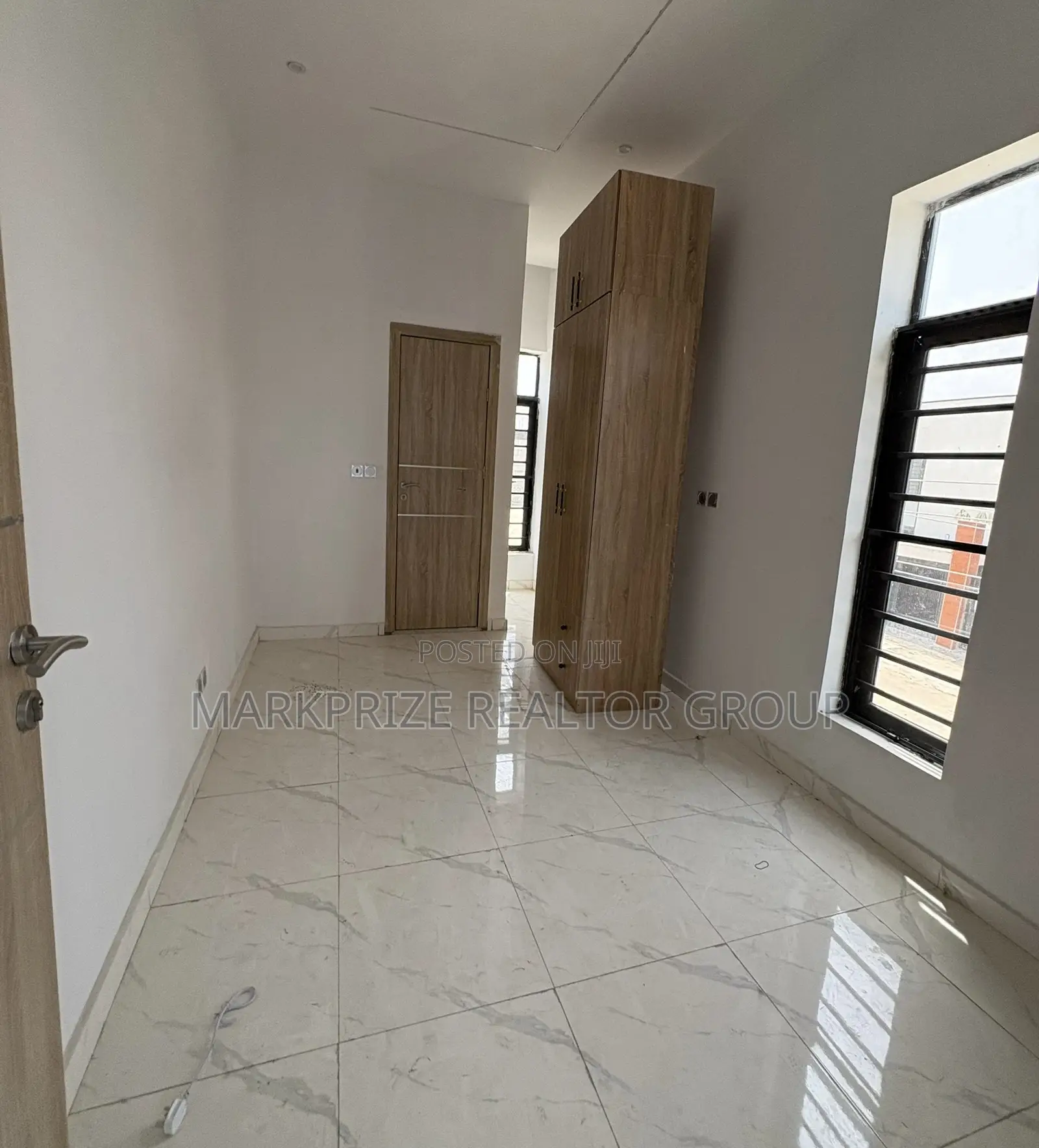 4bdrm Duplex in Ikota Lekki Lagos for sale
