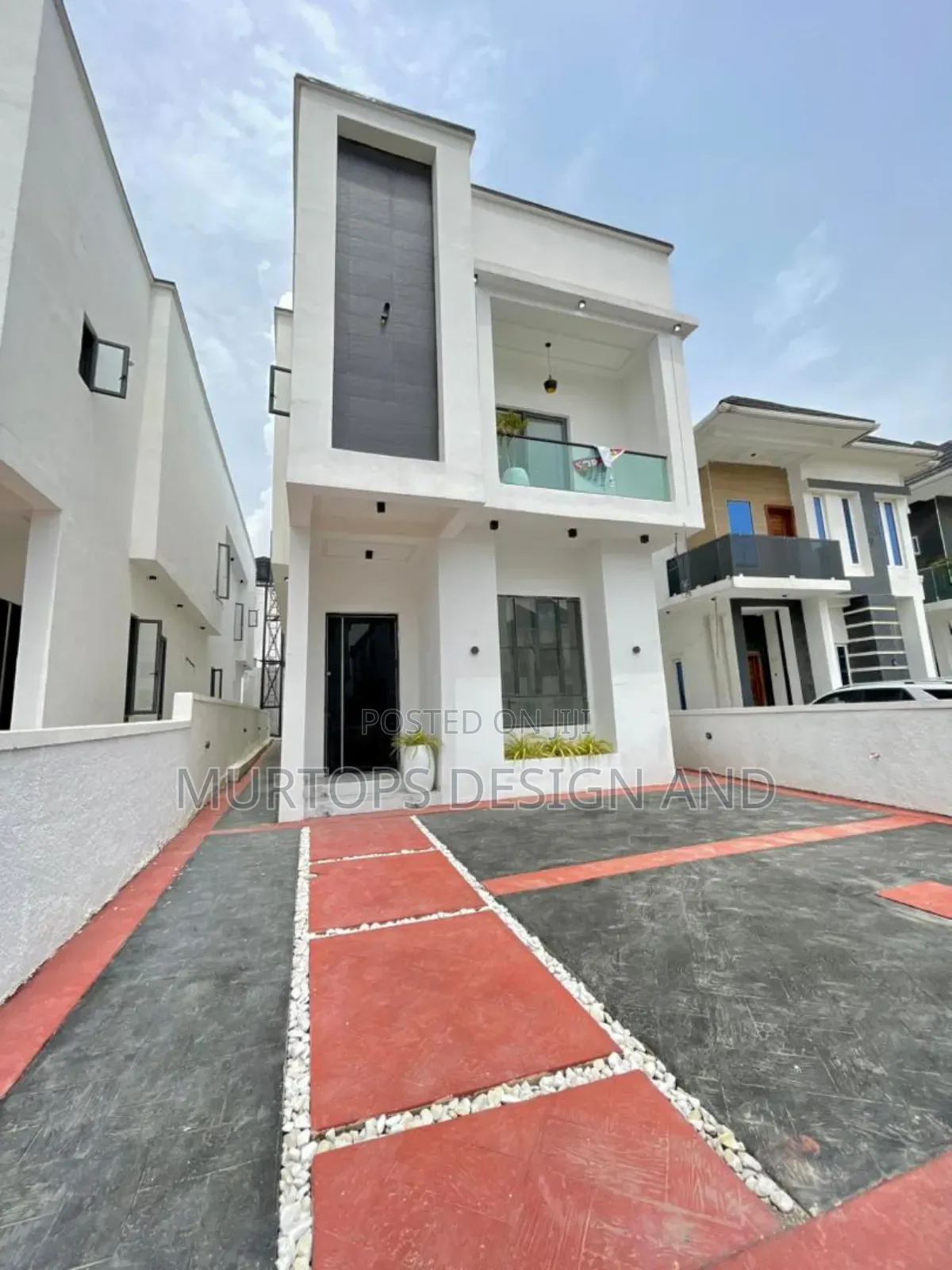 5bdrm Duplex in Off Lekki-Epe Expressway for sale