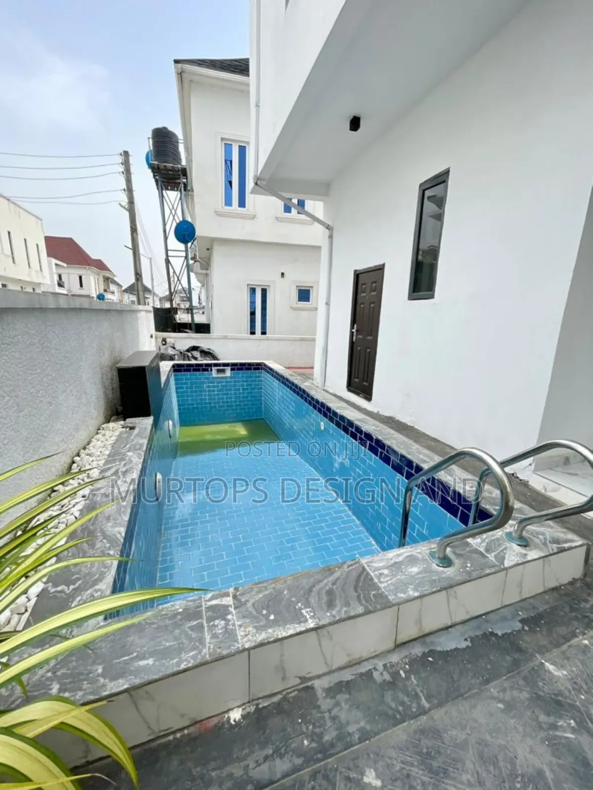 5bdrm Duplex in Off Lekki-Epe Expressway for sale