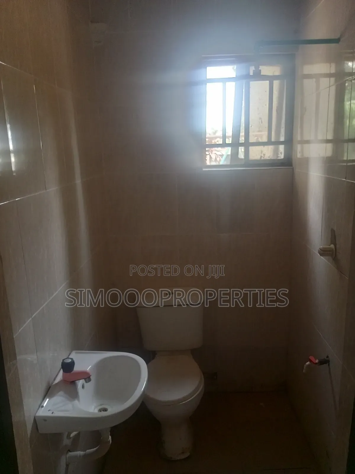 2bdrm Block of Flats in Sunny Veiw, Awoyaya for rent