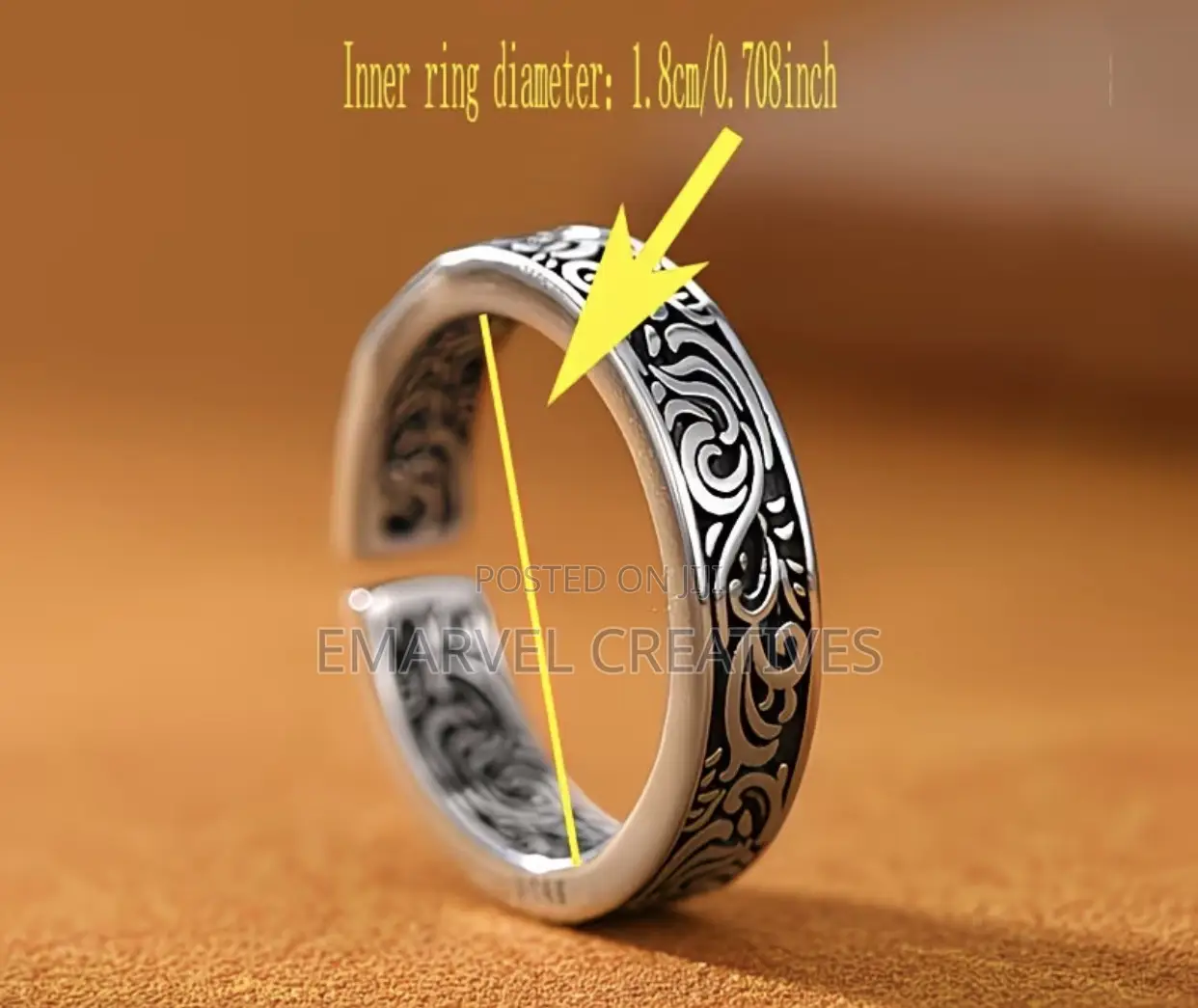 Vintage Rings for Both Men and Women in a Chinese Style