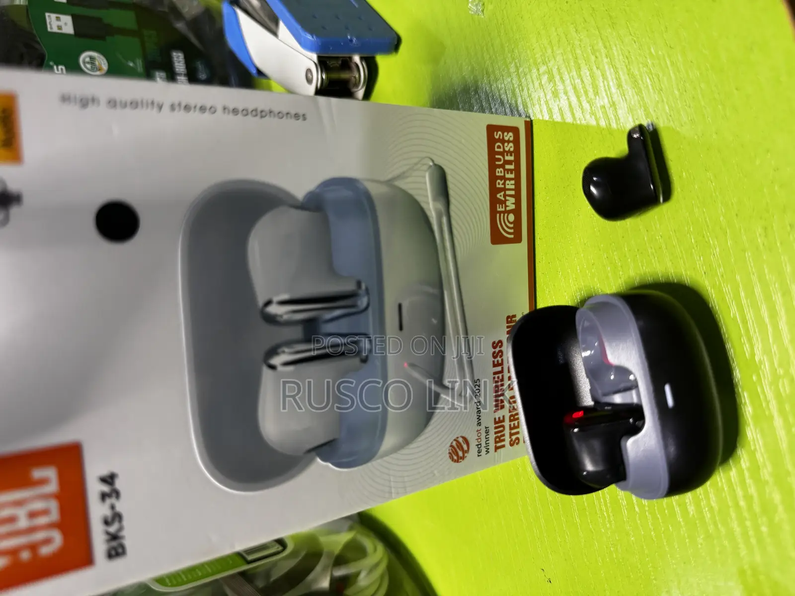 BKS-34 JBL Earpod