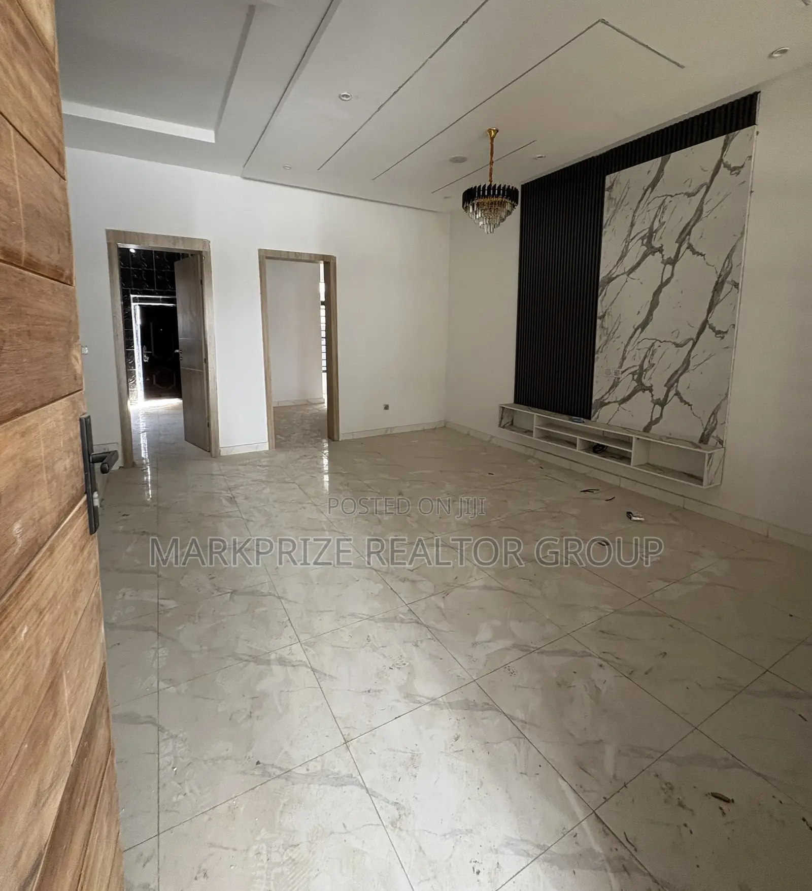 3bdrm Duplex in Ikota Lekki Lagos for sale