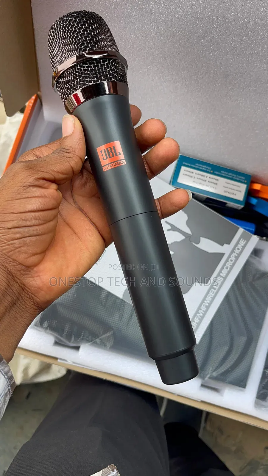 JBL Vm150 Dual Channel Wireless Microphone System (Brand New)