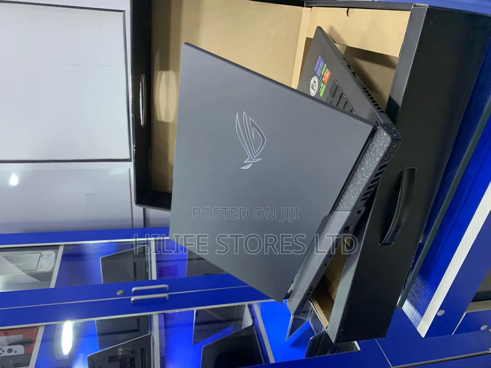 Laptop Asus ROG Strix G731G 16GB AMD Ryzen 9 SSD 1T