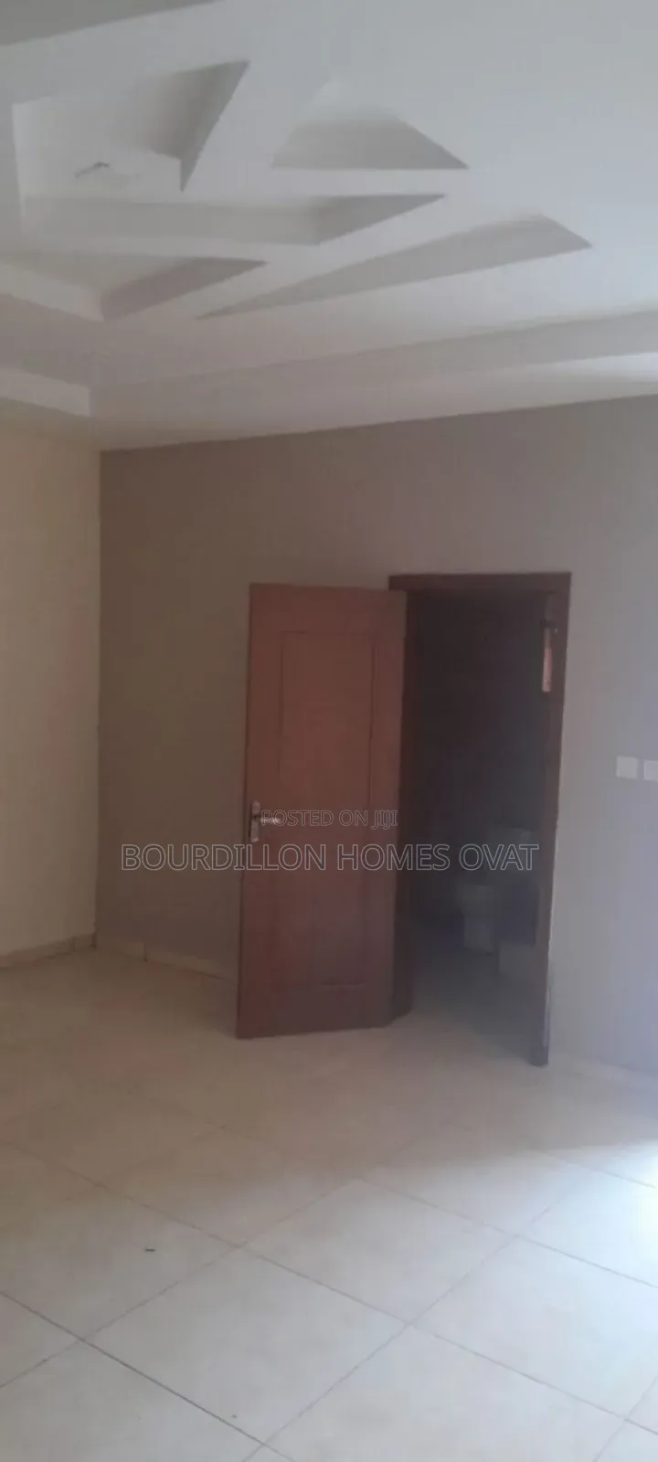 4bdrm Duplex in Ikota Villa Estate for sale