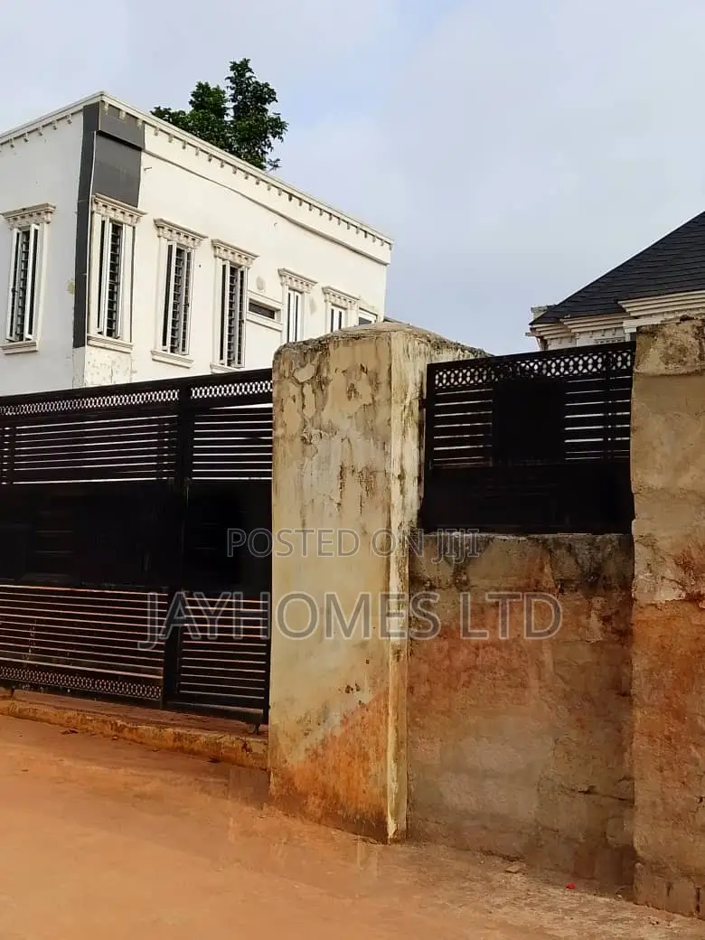 5bdrm Duplex in Okpanam Asaba, Oshimili South for sale