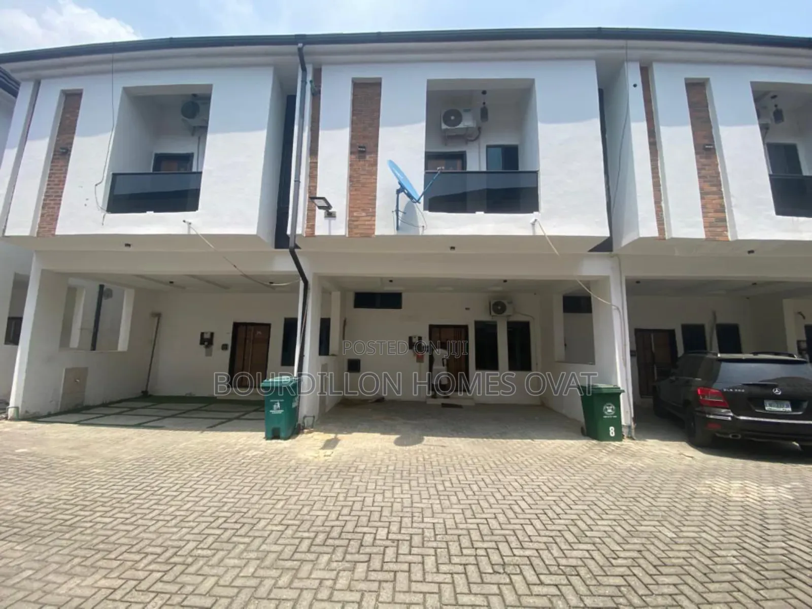 Furnished 4bdrm Duplex in Harris Drive By Vgc for rent