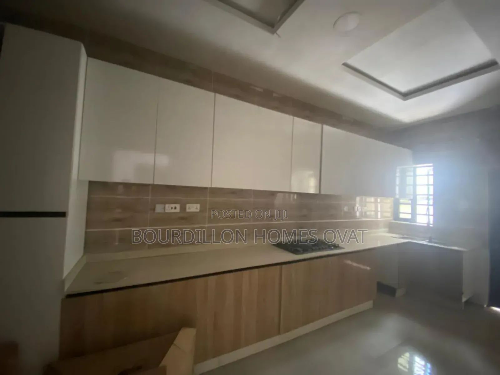 4bdrm Duplex in Harris Drive By Vgc for rent