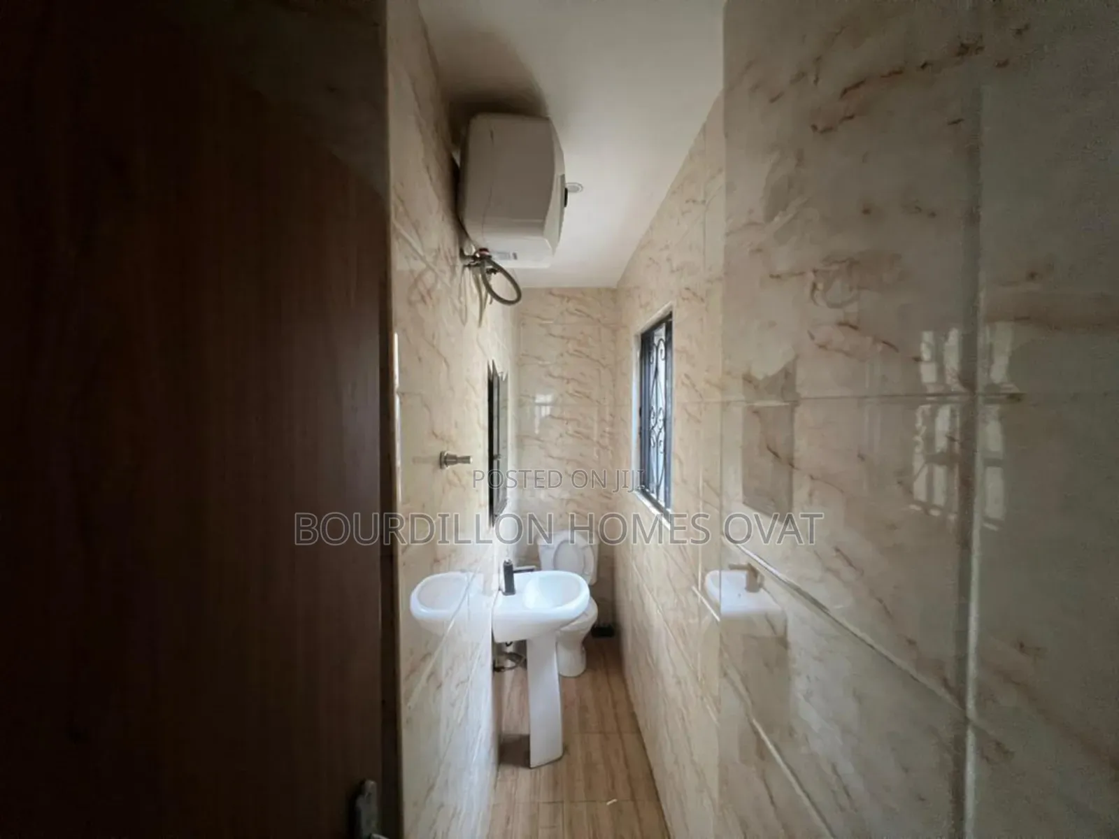 2bdrm Duplex in Lekki Phase 1 Lagos for rent