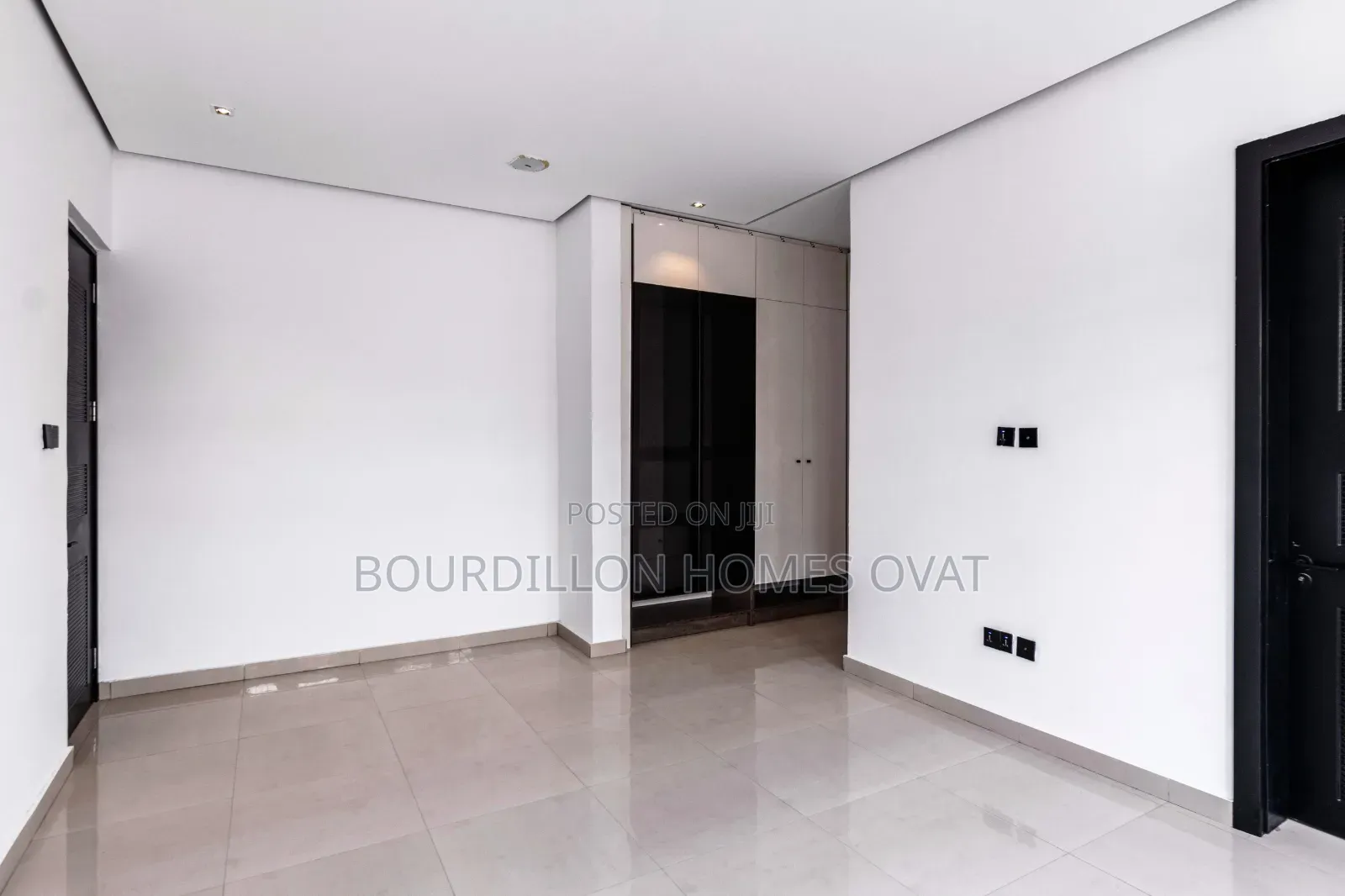 2bdrm Apartment in Lekki Phase 1 Lagos for sale