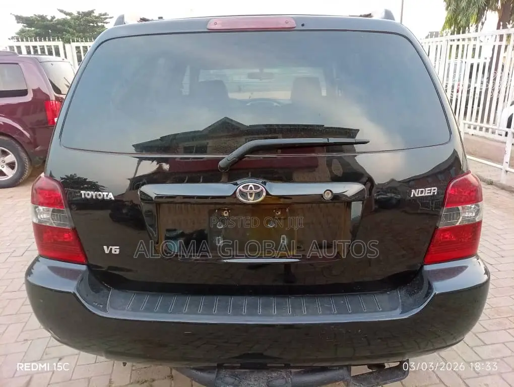 Toyota Highlander V6 2005 Black