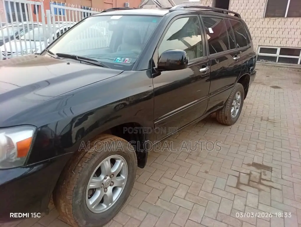 Toyota Highlander V6 2005 Black