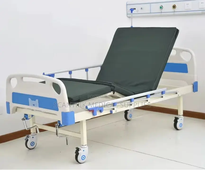 Multi-Functional Manual Hospital Bed for Enhanced Patient Care