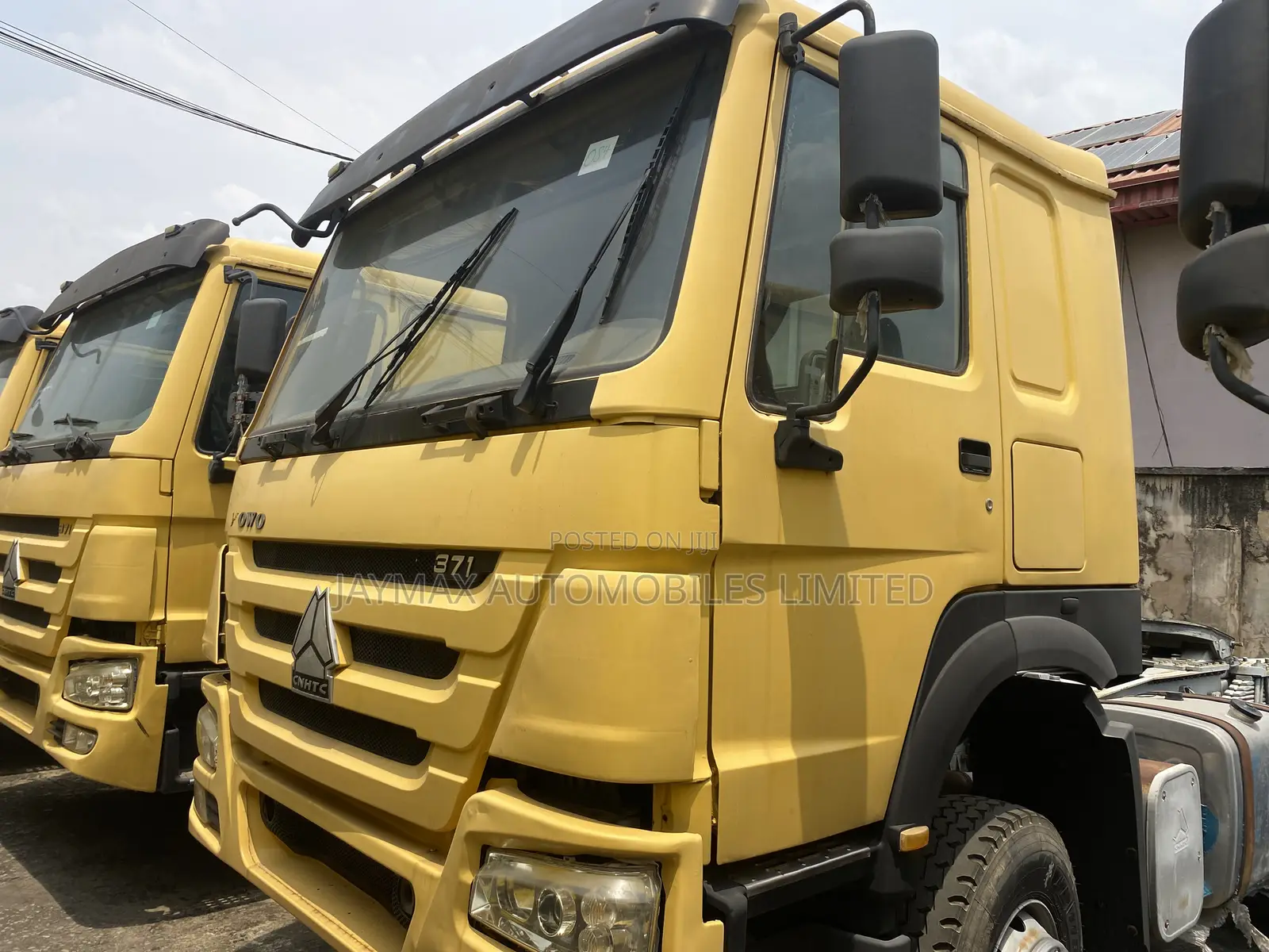 Howo 371 Tractor Head Yellow