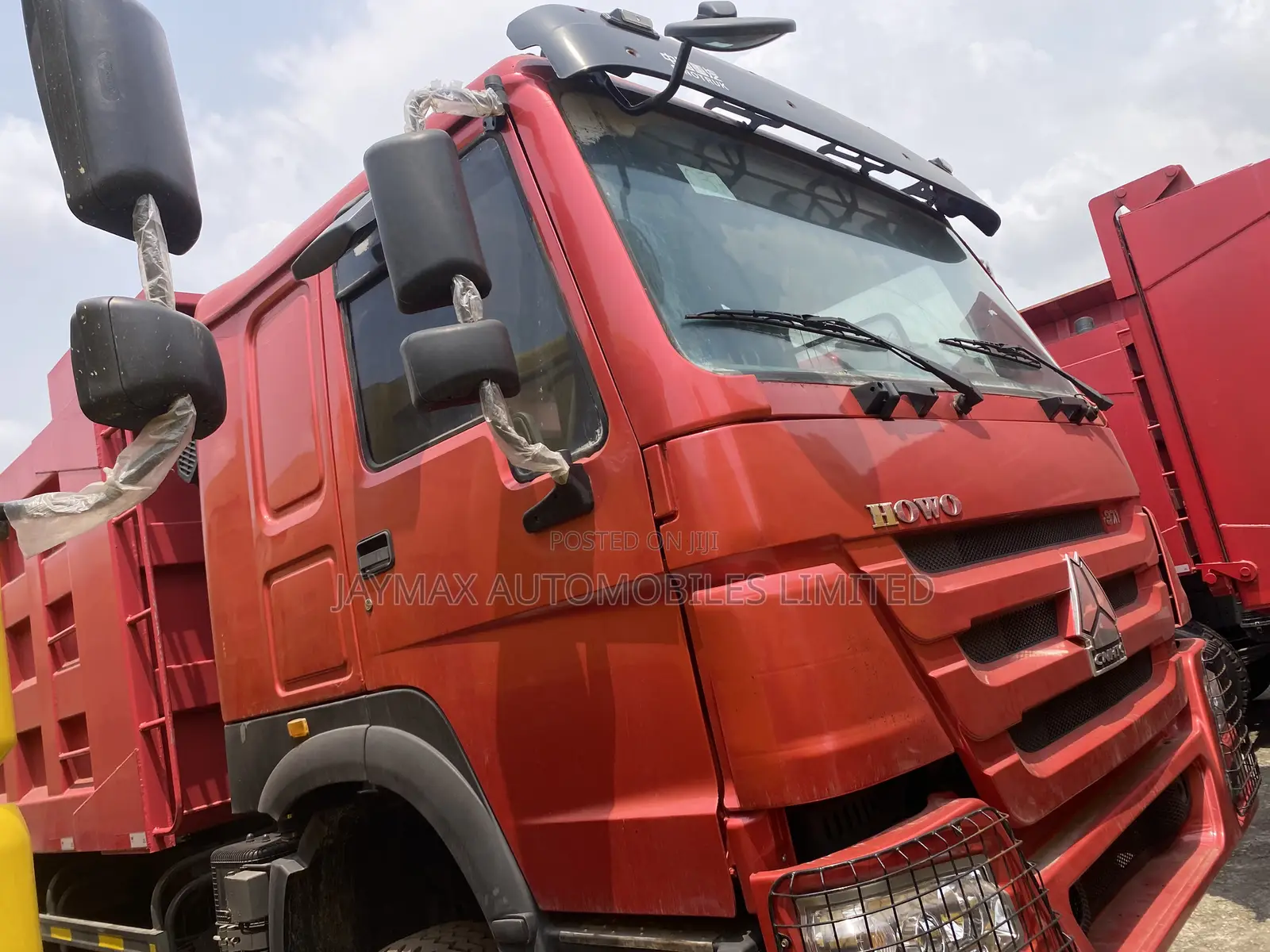 Brand New Howo 371 Dump Truck 10 Tyres