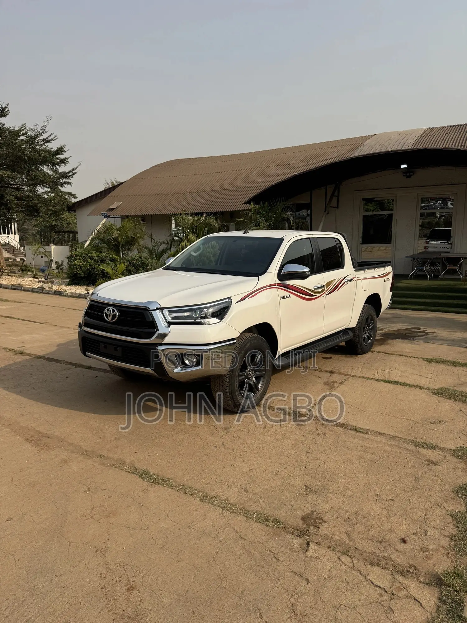 Toyota Hilux SR5+ 4x4 2018 White