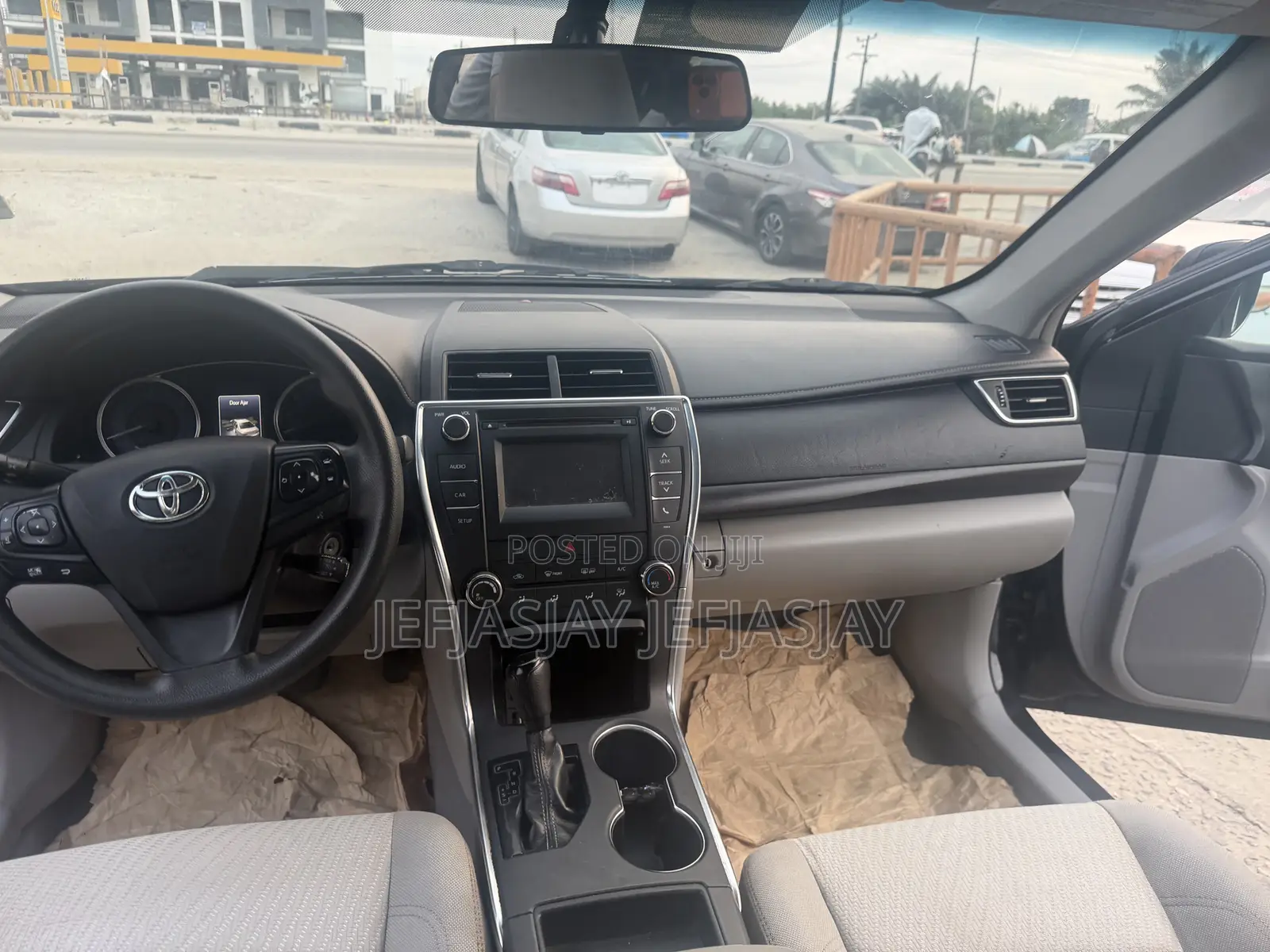 Toyota Camry LE 4dr Sedan (2.5L 4cyl 6A) 2015 Black