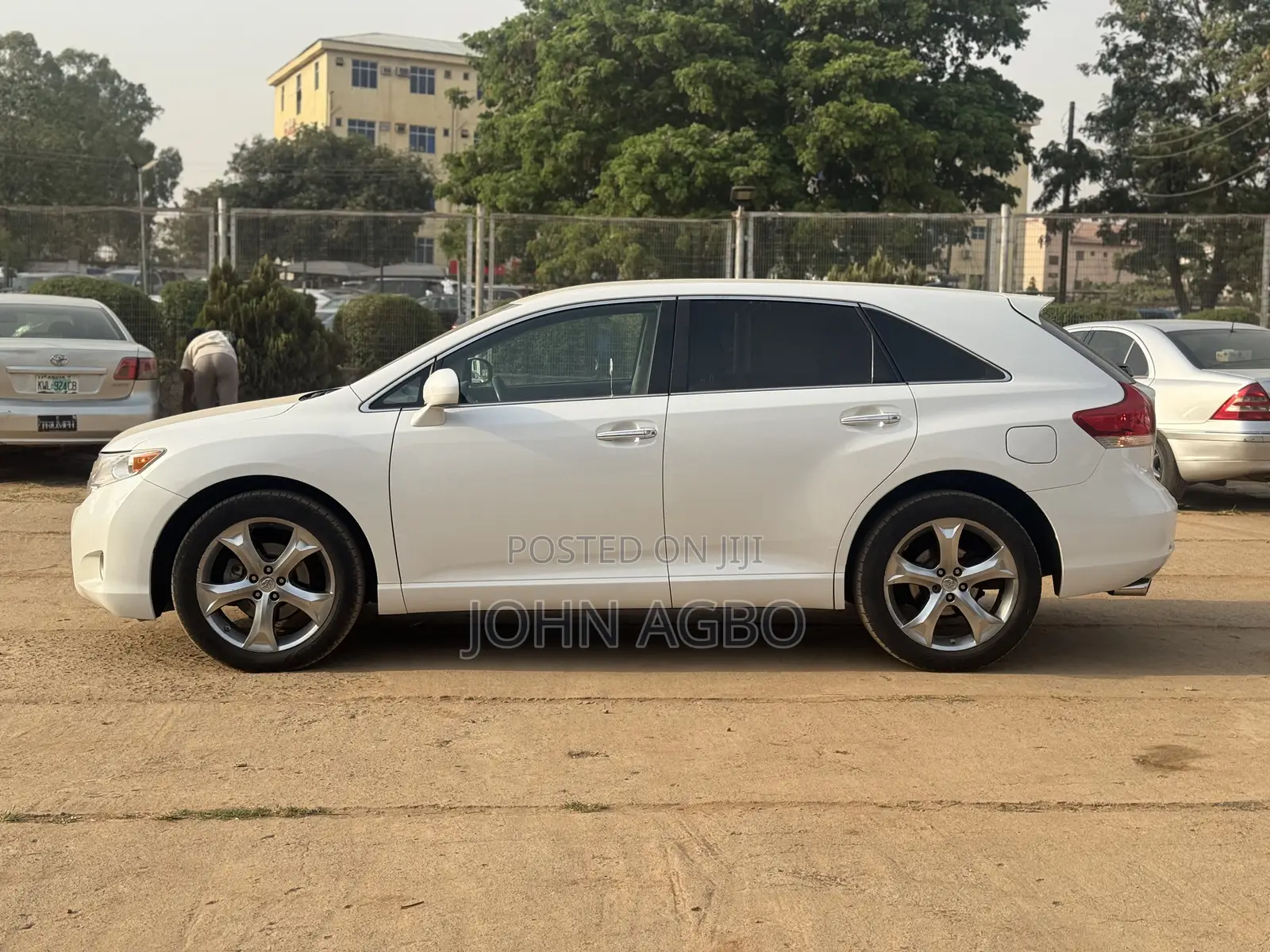 Toyota Venza V6 AWD 2011 White