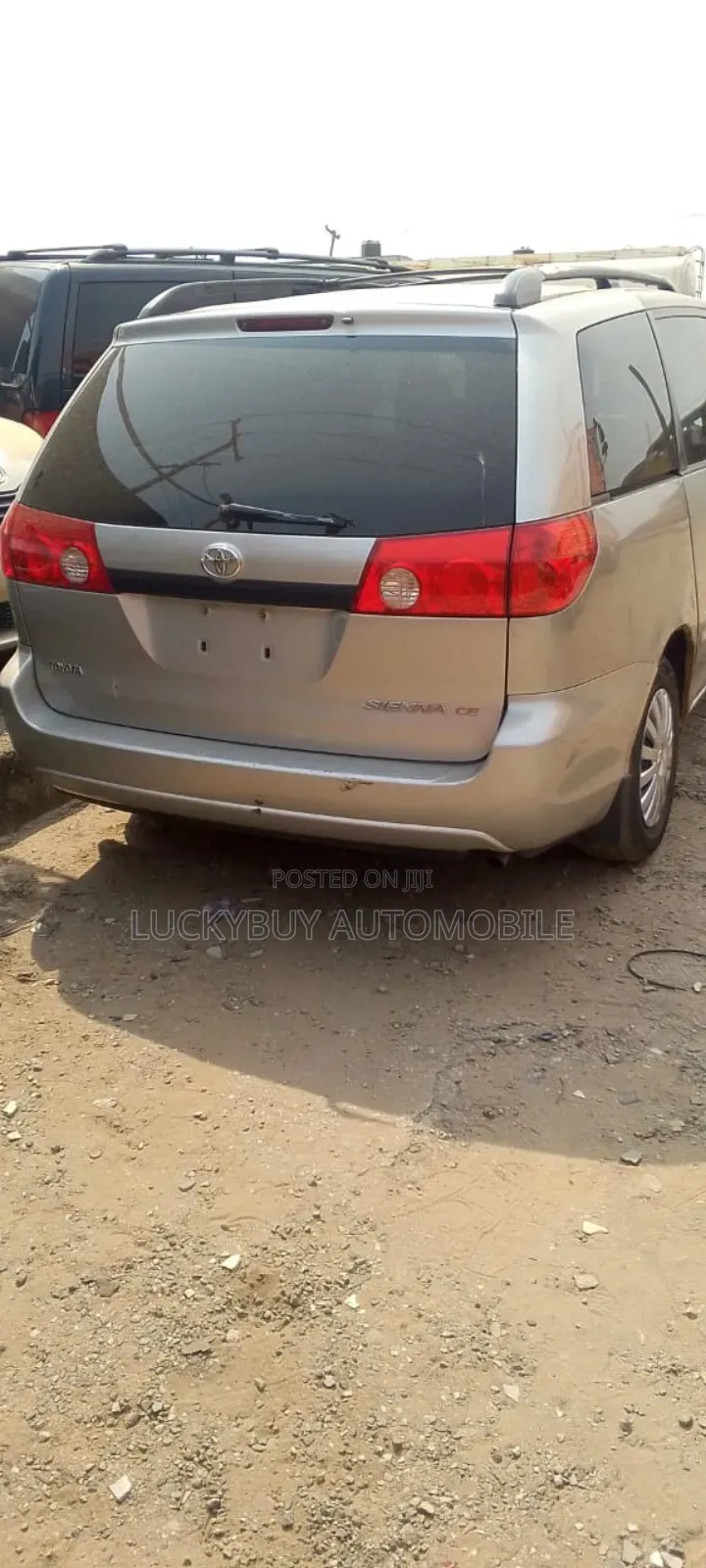 Toyota Sienna CE 8 Passenger 2010 Silver
