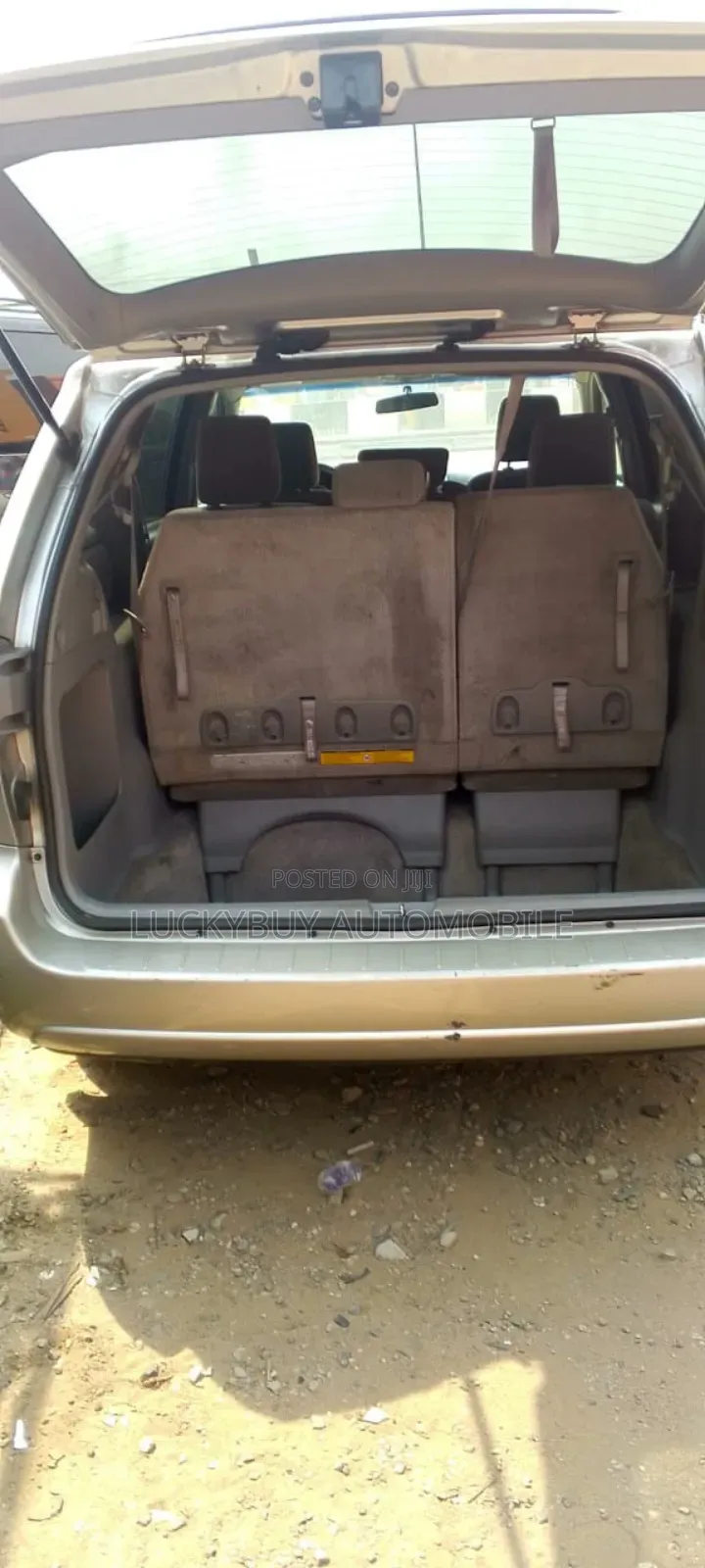 Toyota Sienna CE 8 Passenger 2010 Silver