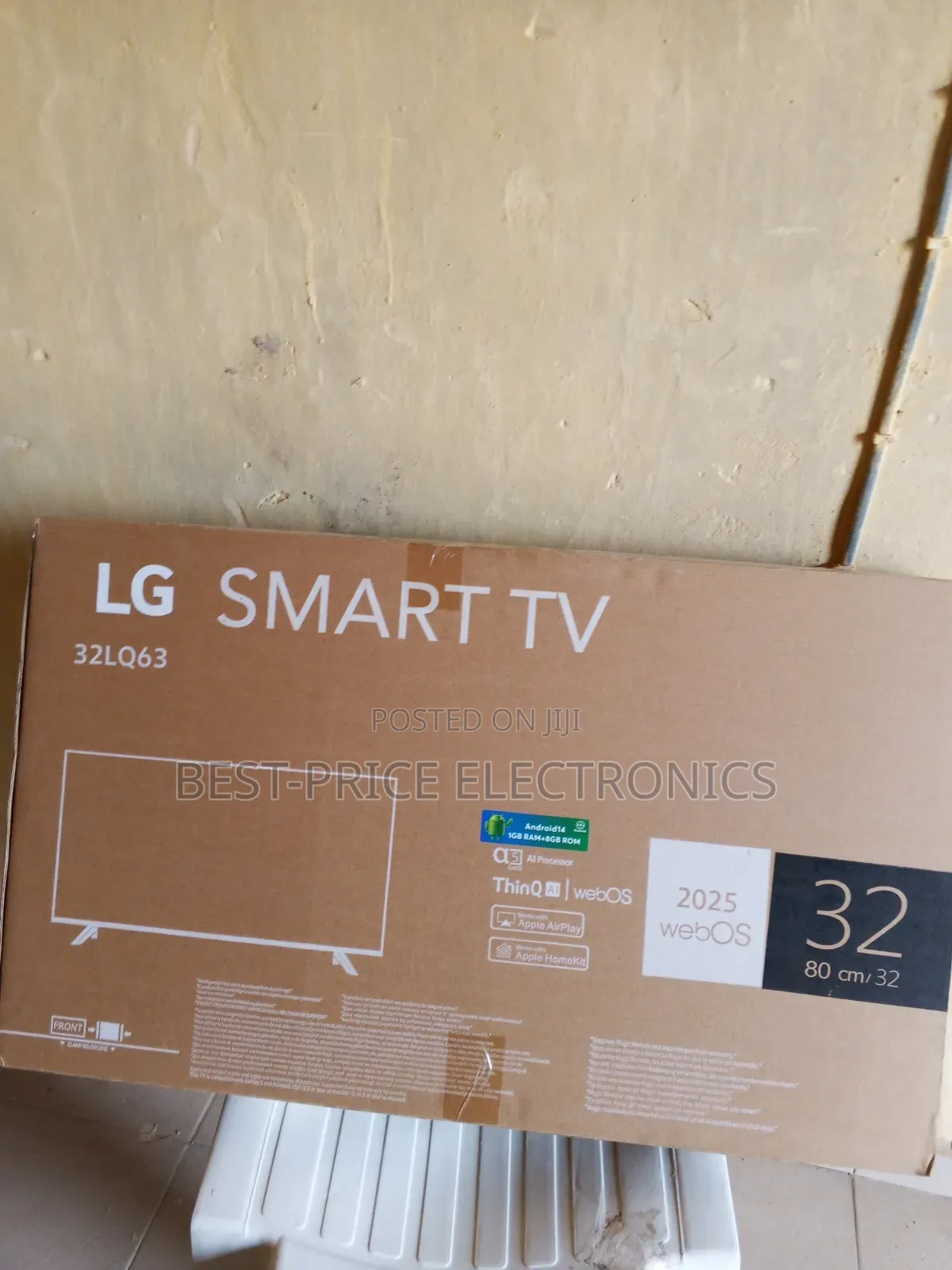 32 Inches Smart Television Set