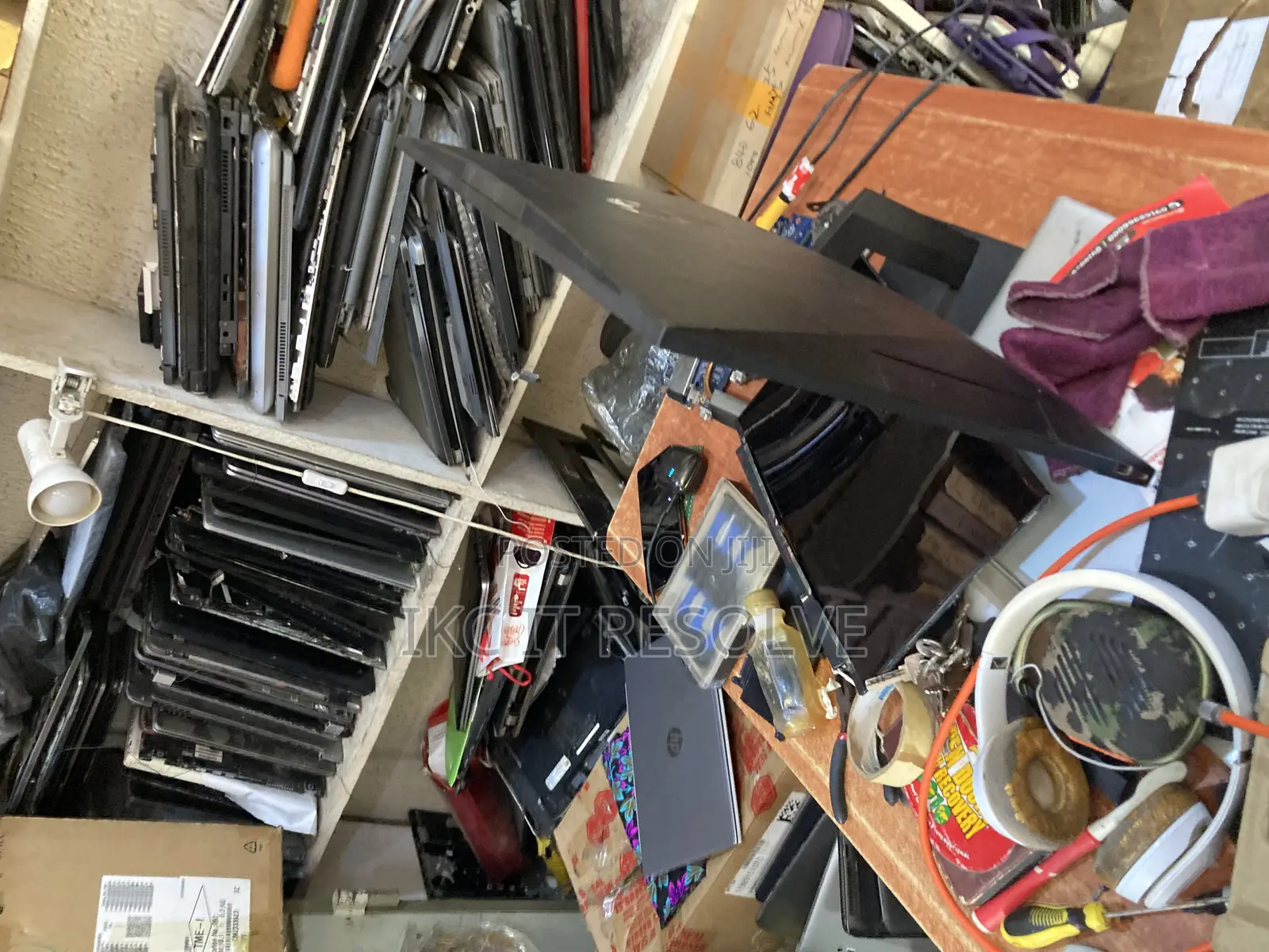 Laptop Repair Store