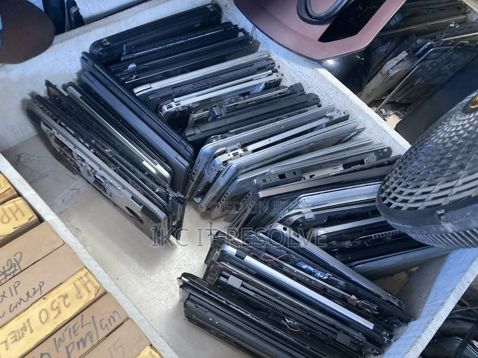 Laptop Repair Store