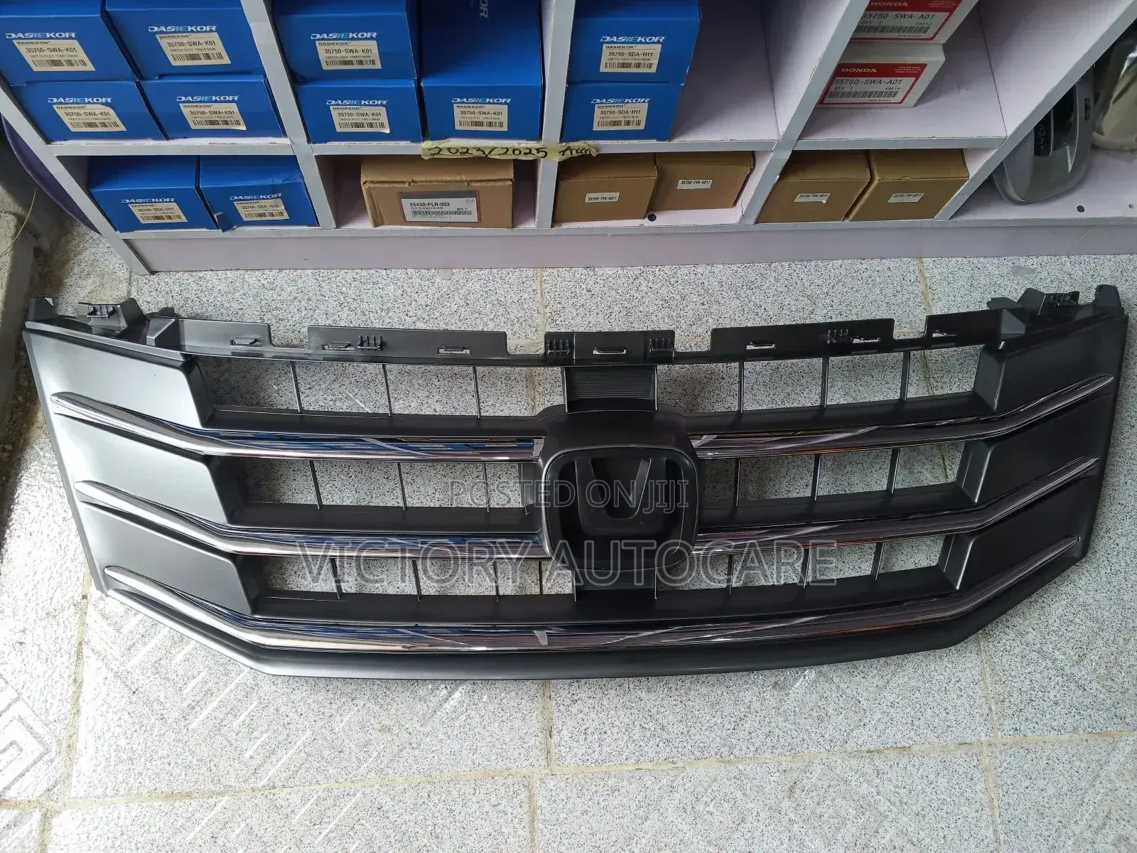 Front Grille Honda Crosstour 2010-2012