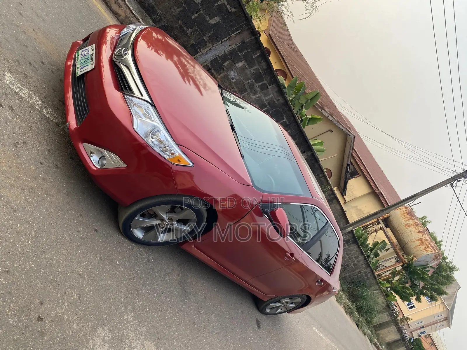 Toyota Camry LE 4dr Sedan (2.5L 4cyl 6A) 2013 Red