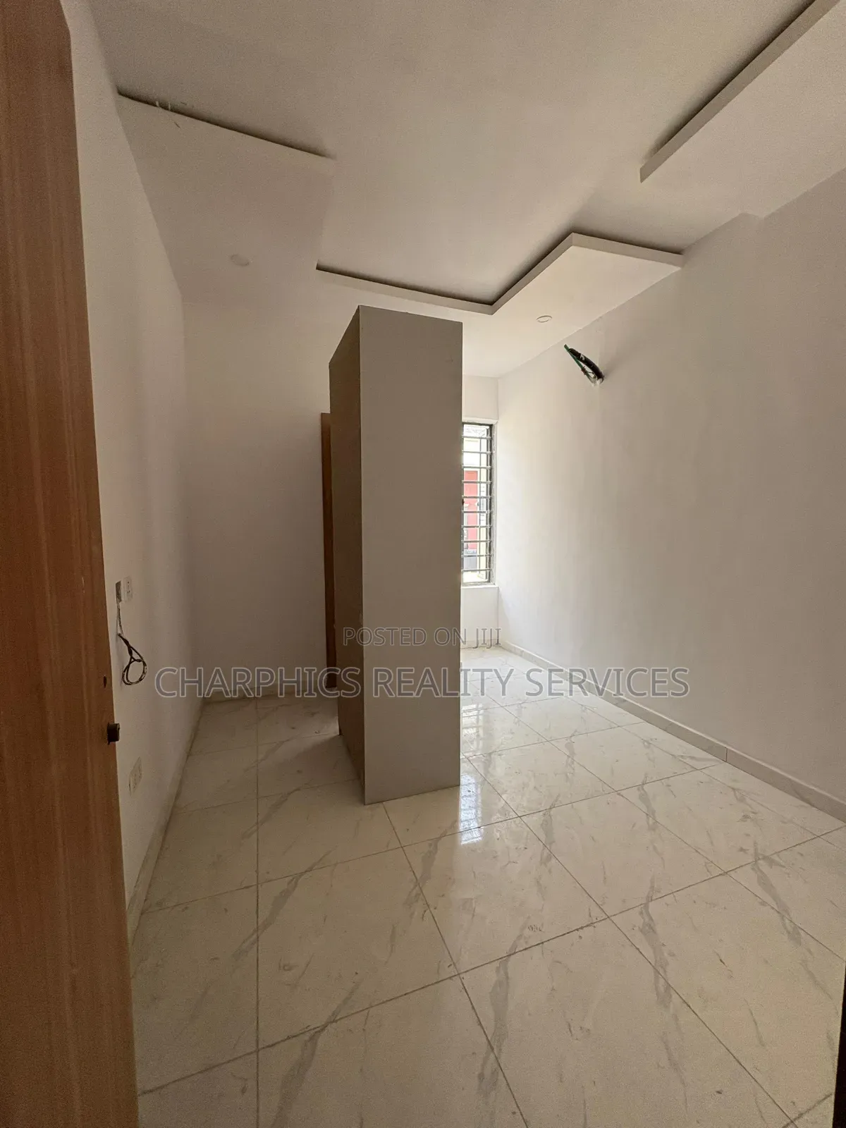 4bdrm Duplex in Ologolo for sale