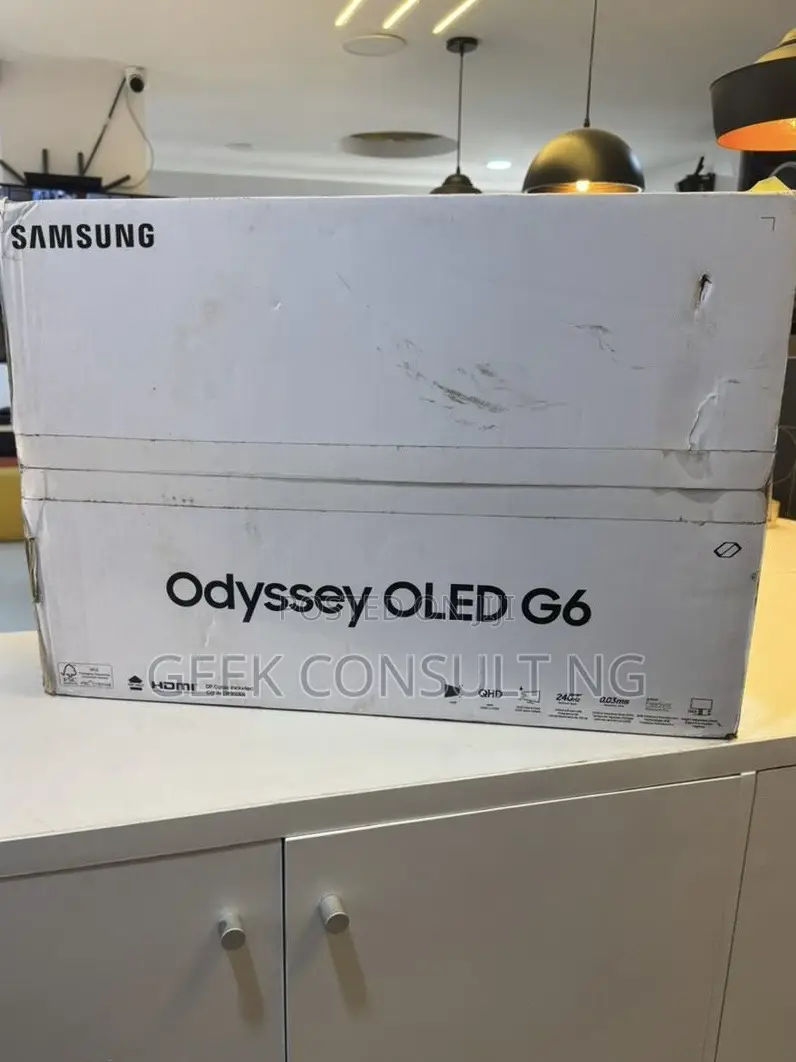 Samsung Odyssey G6 Gaming Monitor