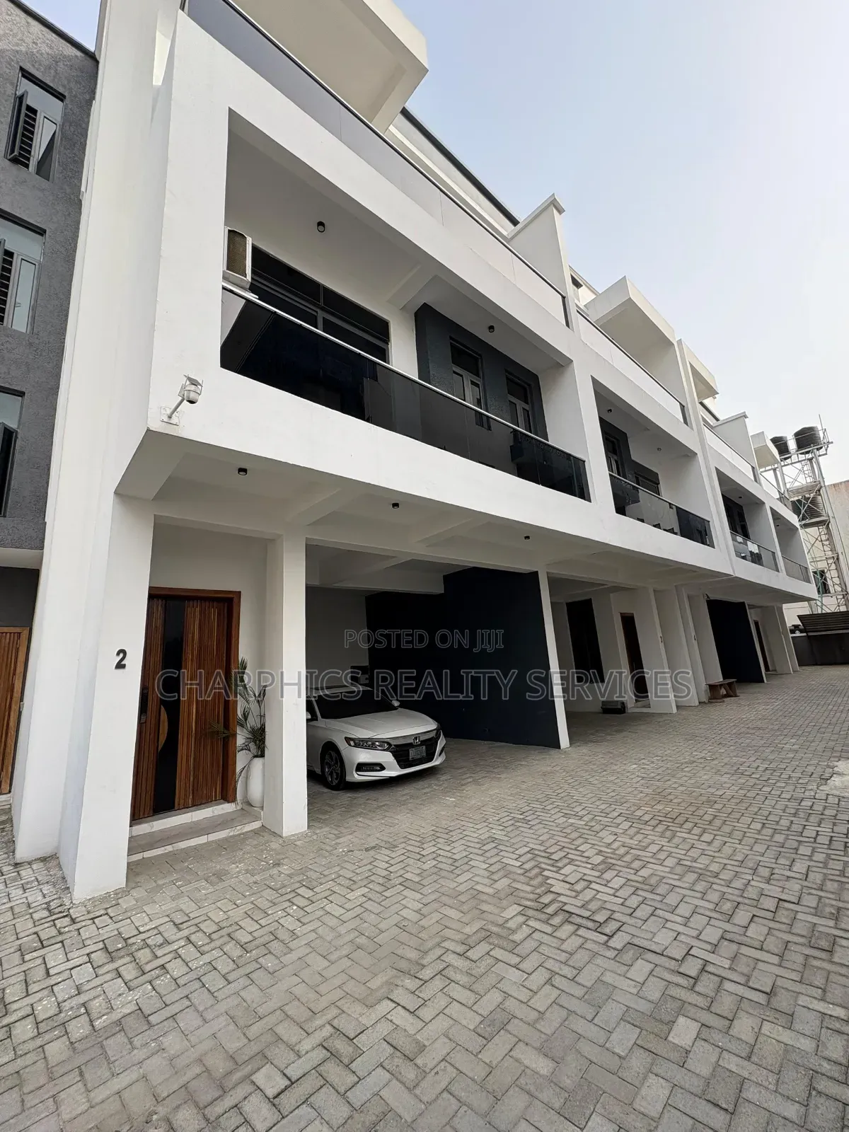 4bdrm Duplex in Ologolo for sale