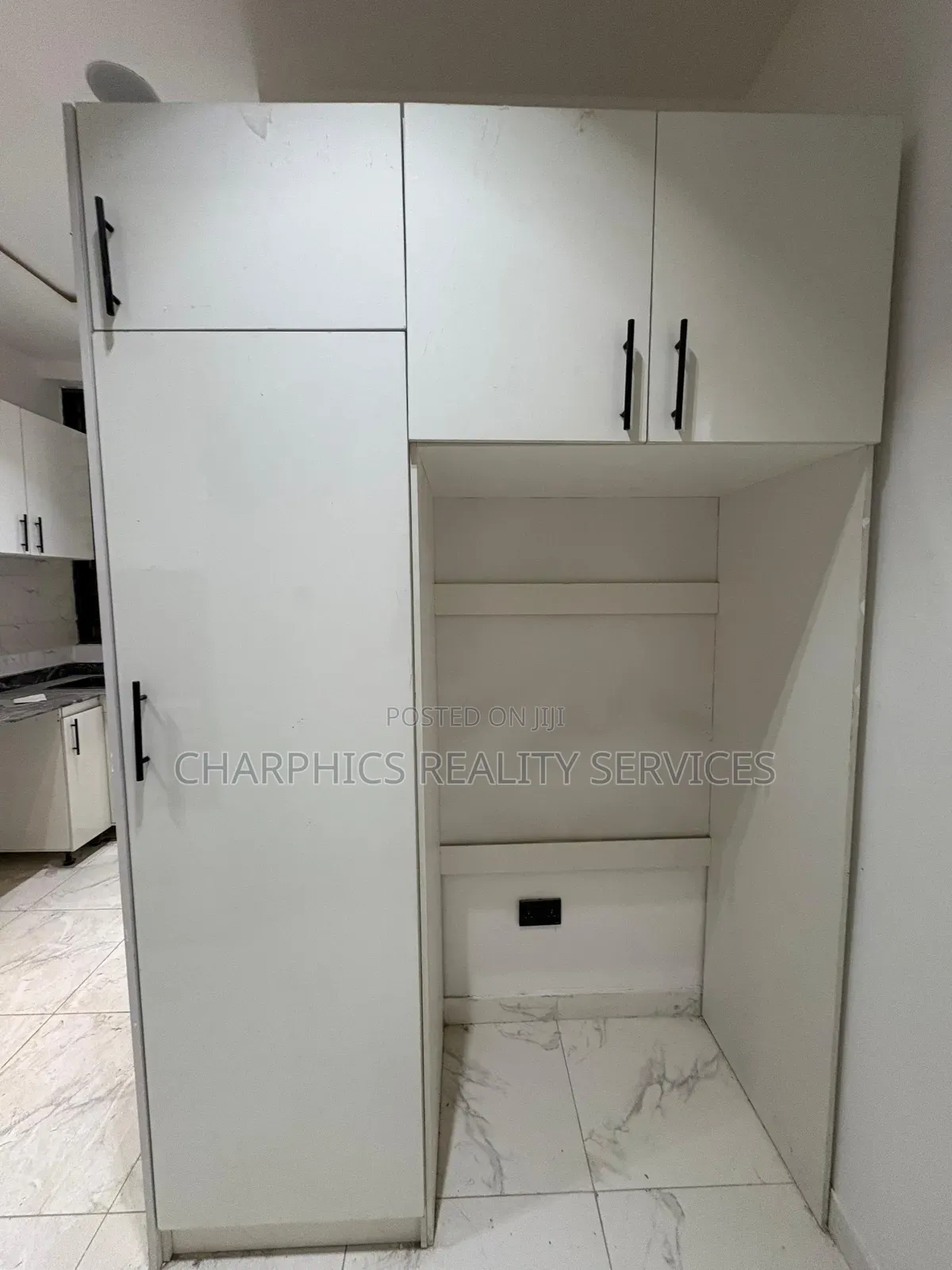 4bdrm Duplex in Ologolo for sale
