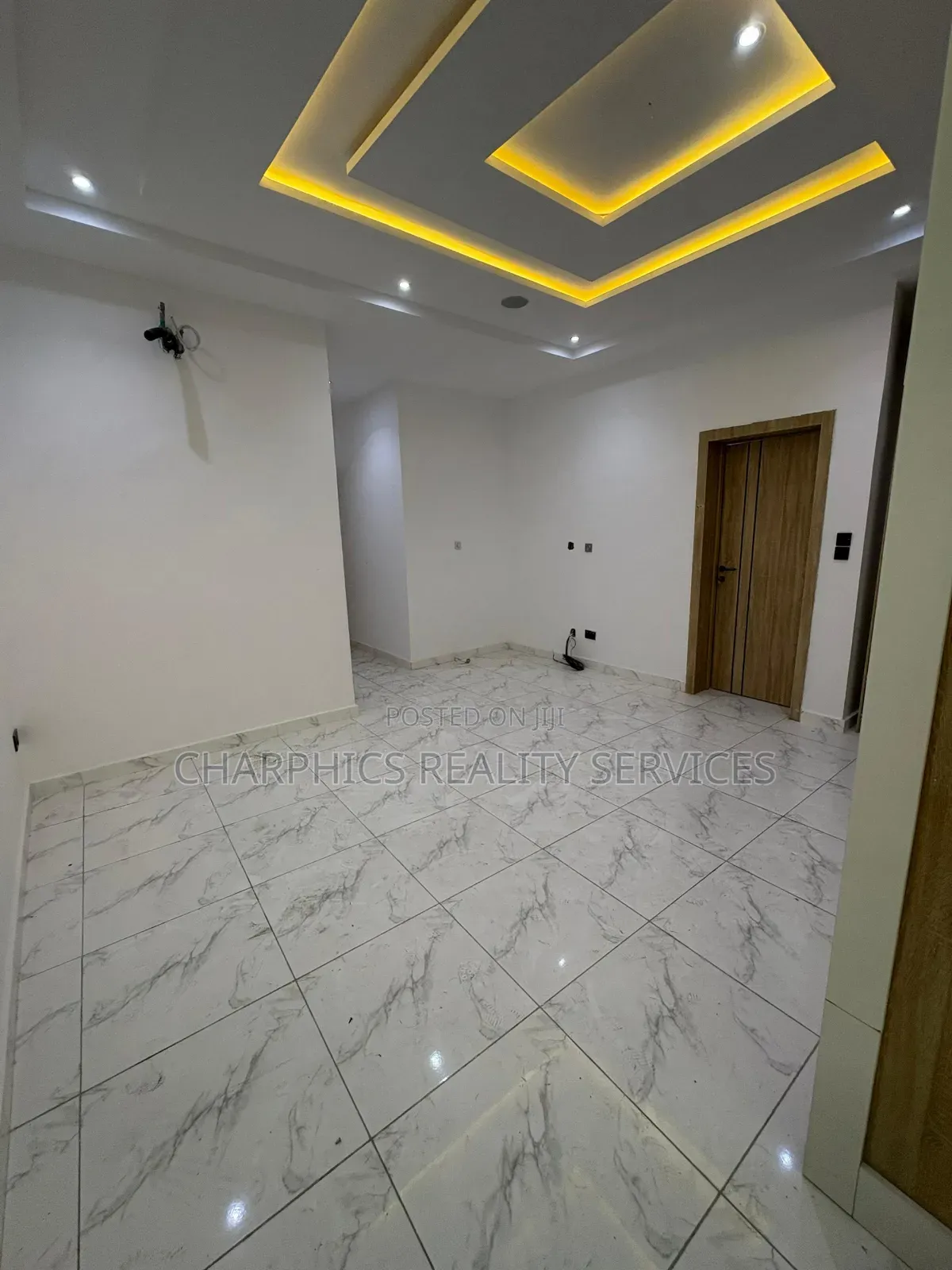 4bdrm Duplex in Ologolo for sale