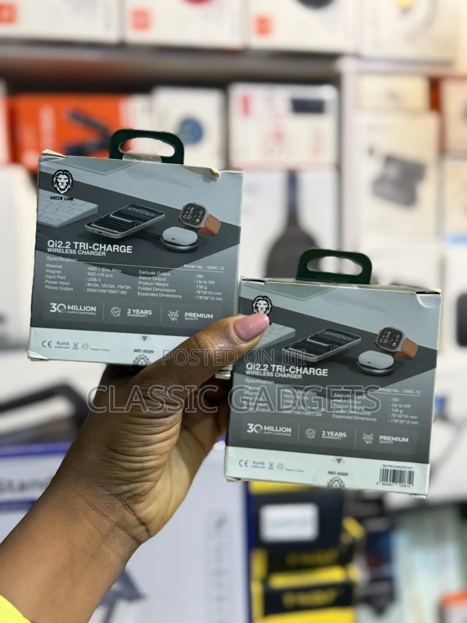 Green Lion Qi2.2 Tri-Charge 25w Fast Wireless Charger