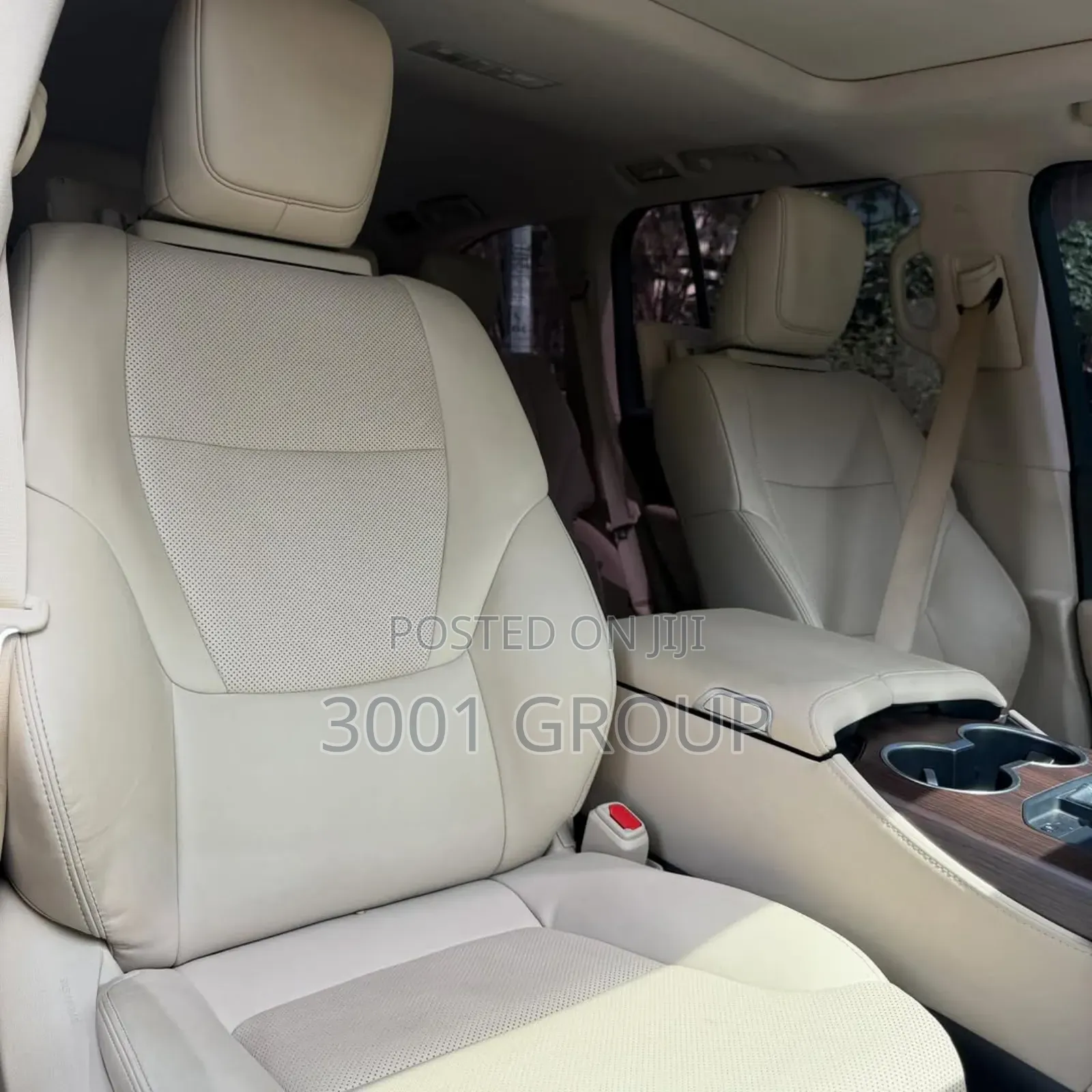 Toyota Land Cruiser LC300 2023 Black
