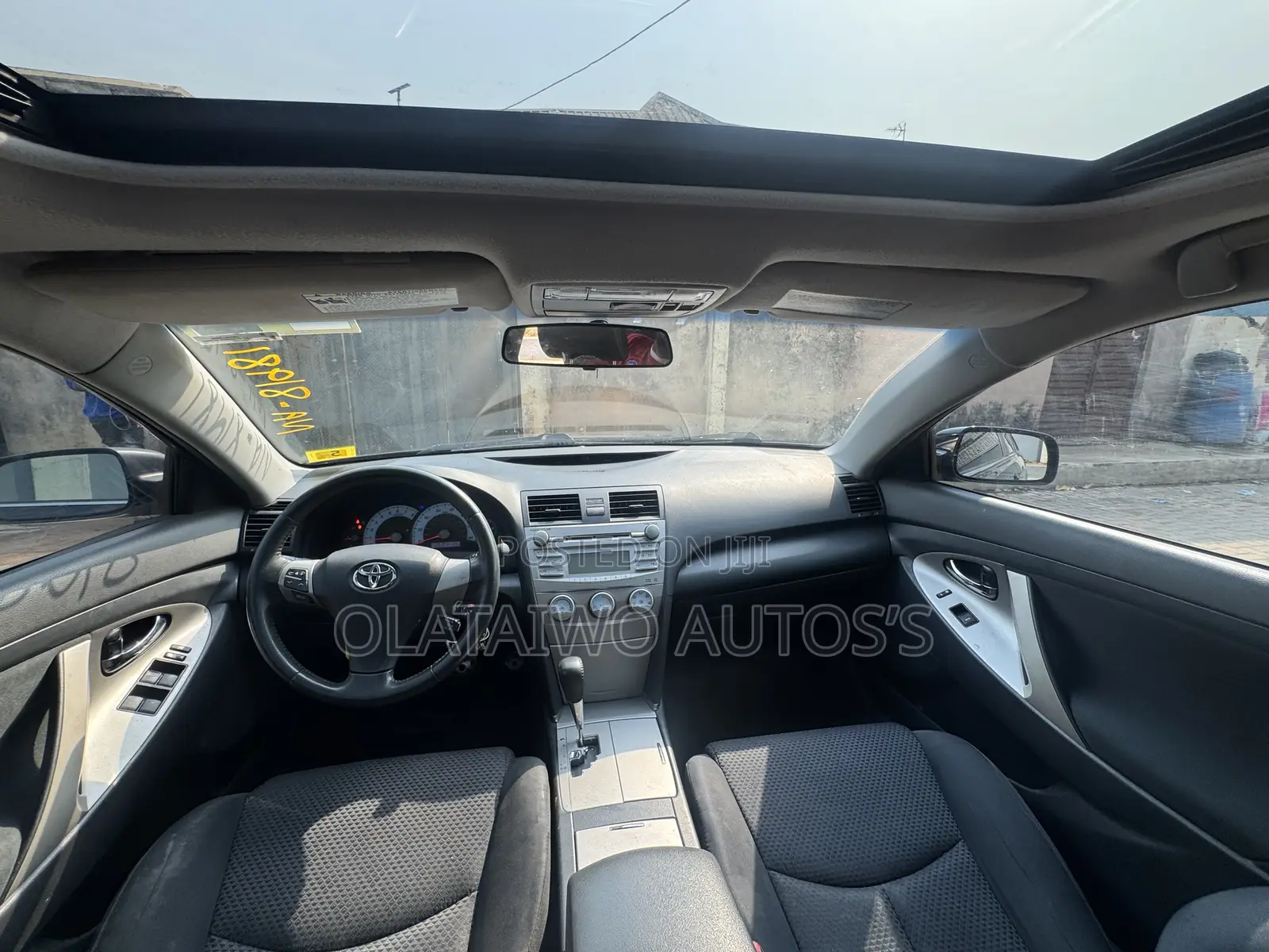 Toyota Camry SE 4dr Sedan (2.5L 4cyl 6A) 2011 Black