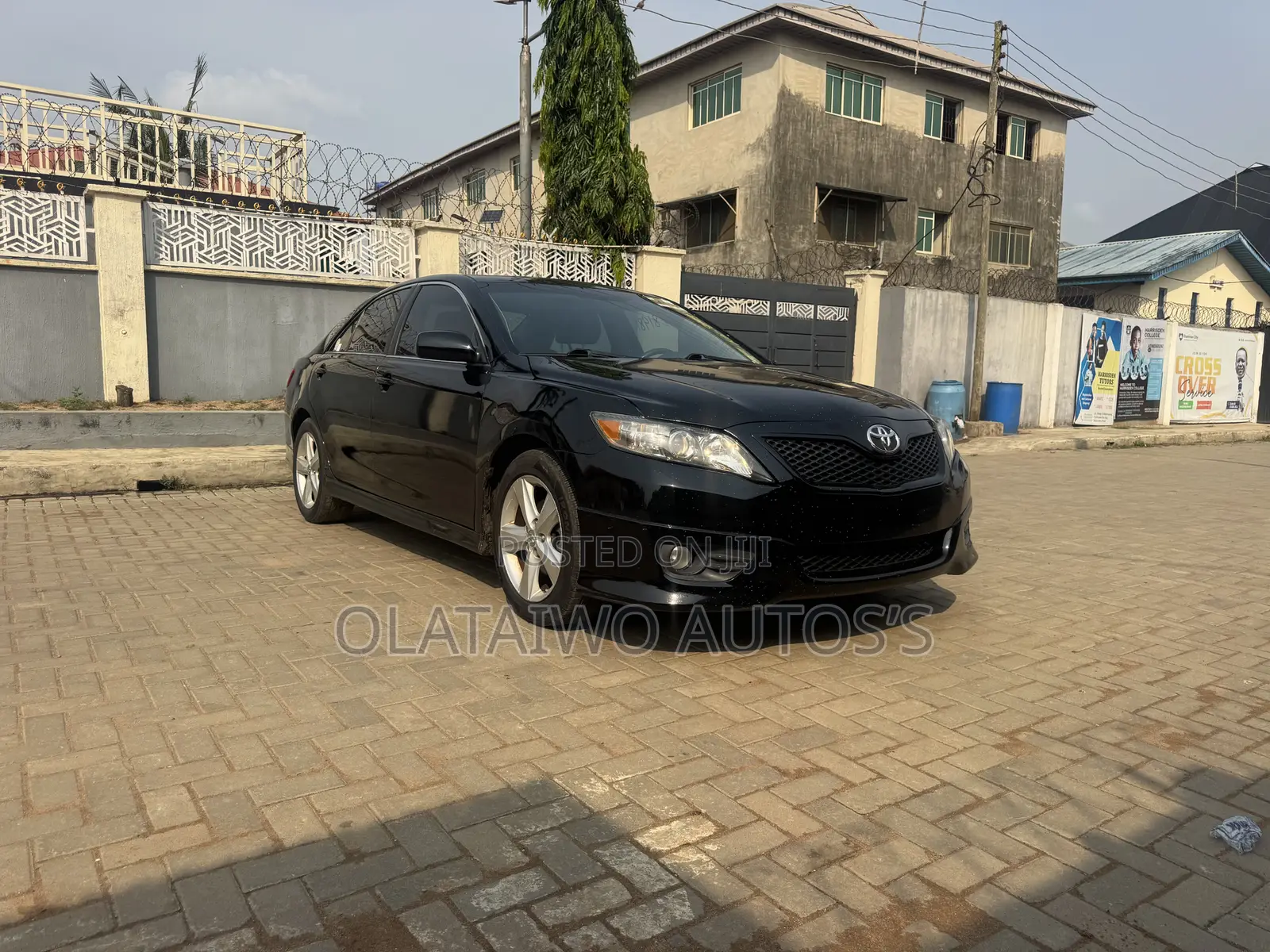 Toyota Camry SE 4dr Sedan (2.5L 4cyl 6A) 2011 Black